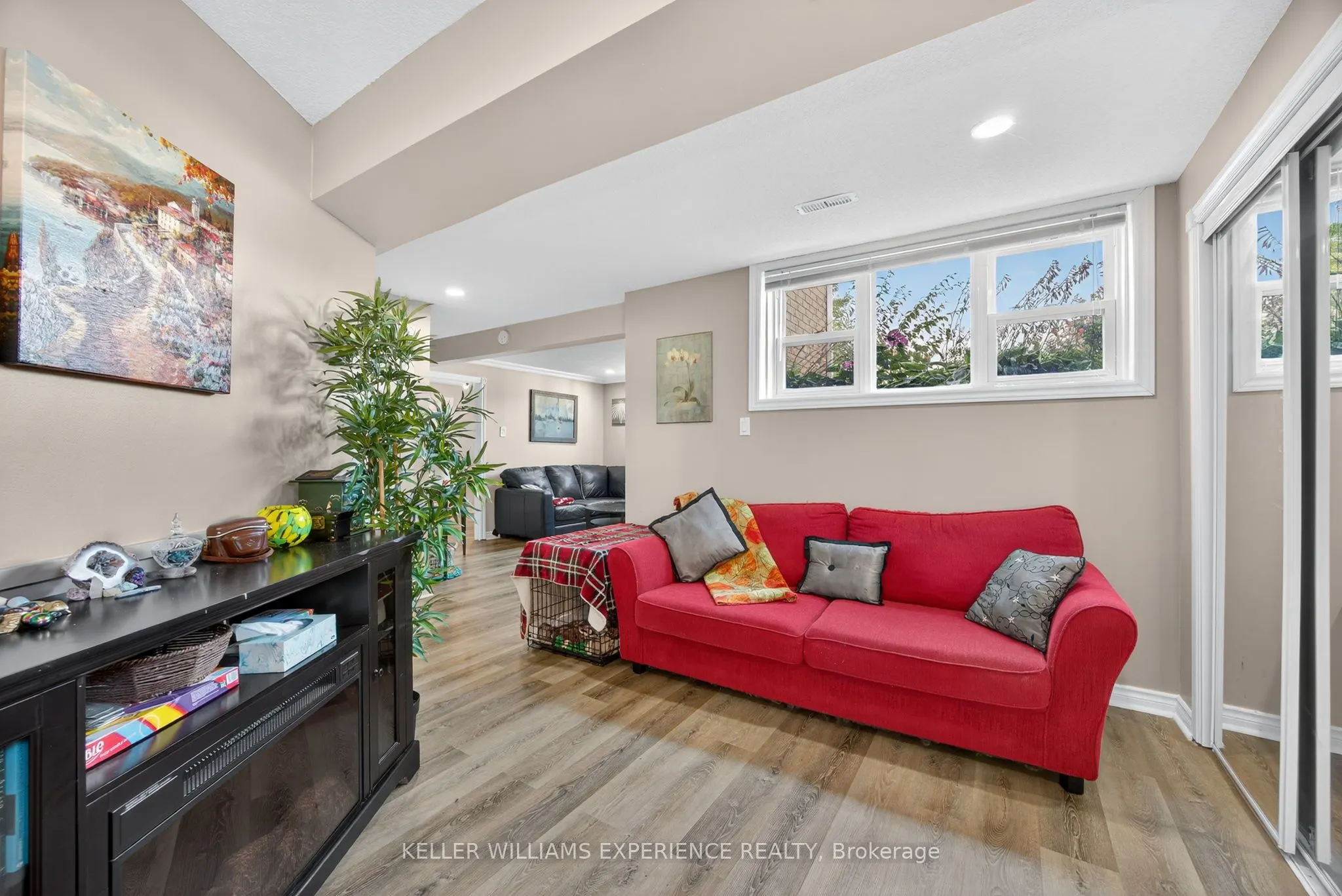 170 Ritchie Crescent