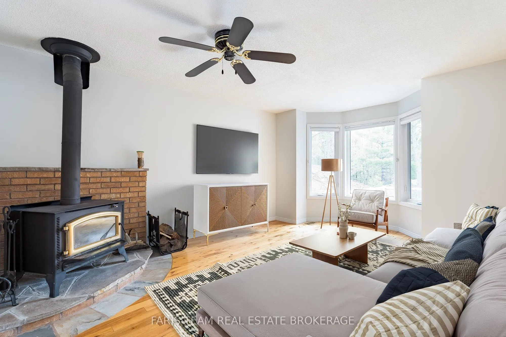 8 Glen Forest Trail