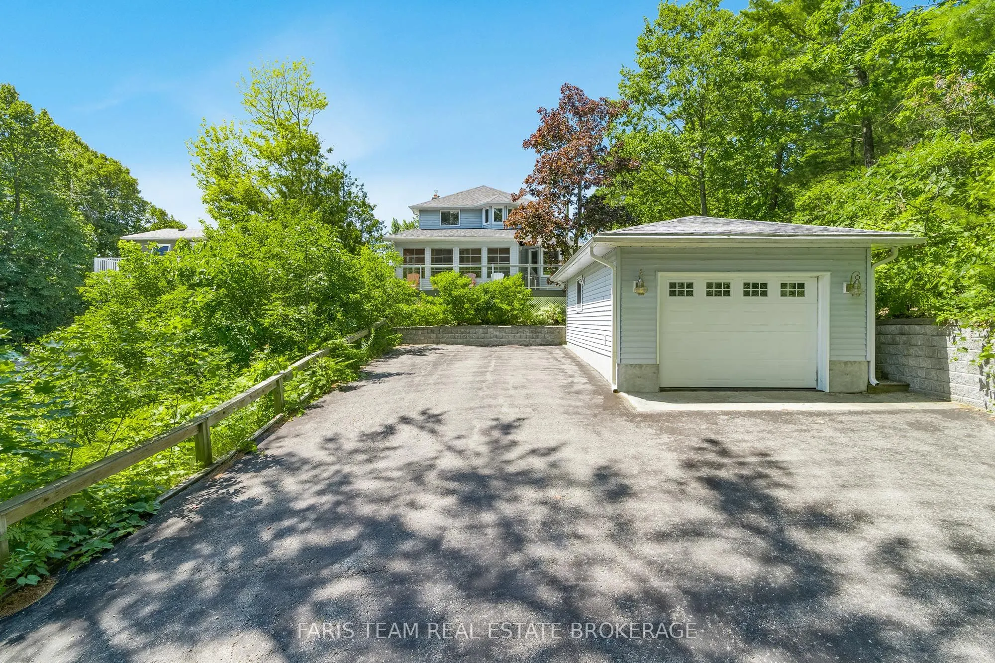 8 Glen Forest Trail