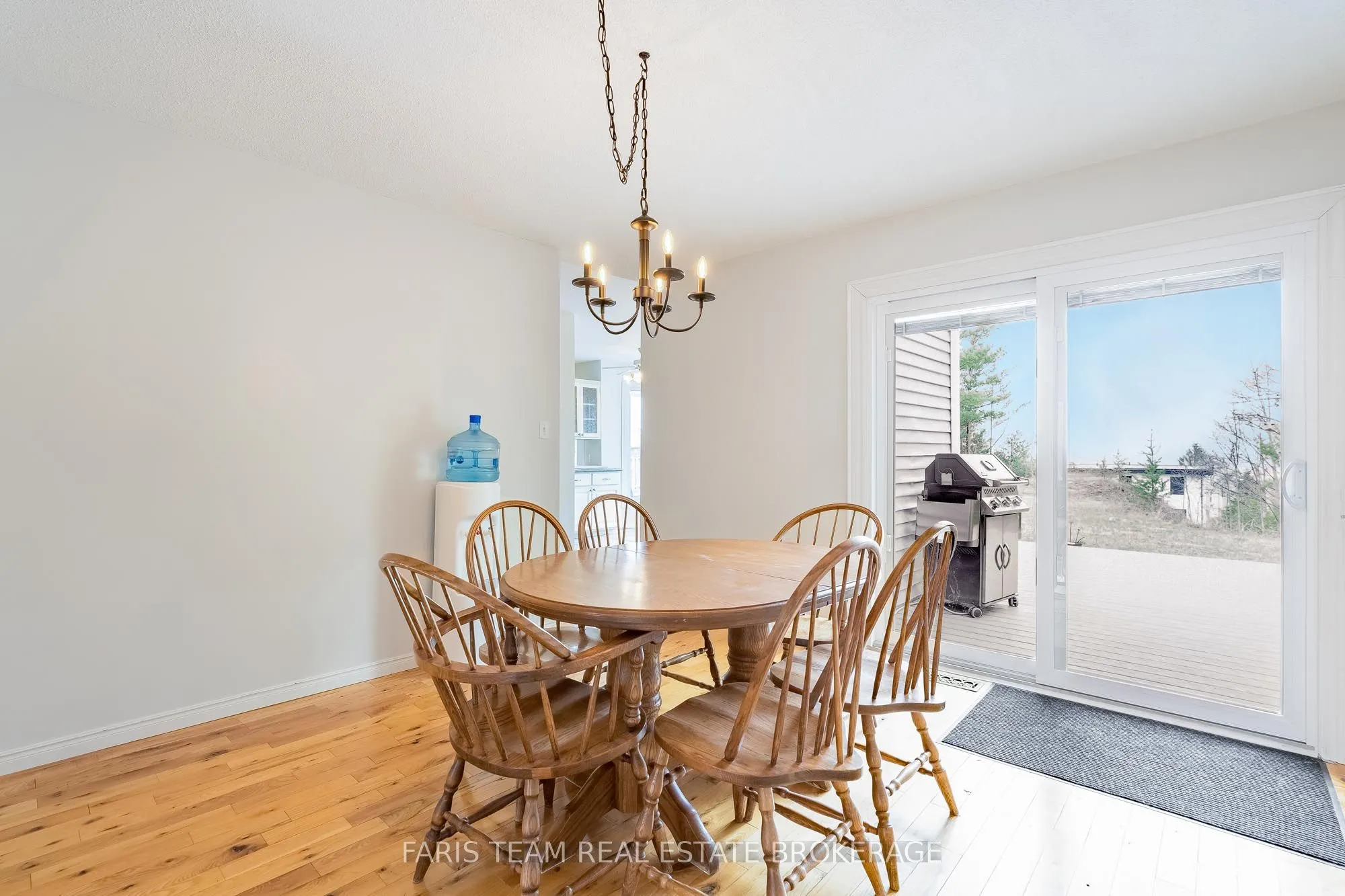 8 Glen Forest Trail