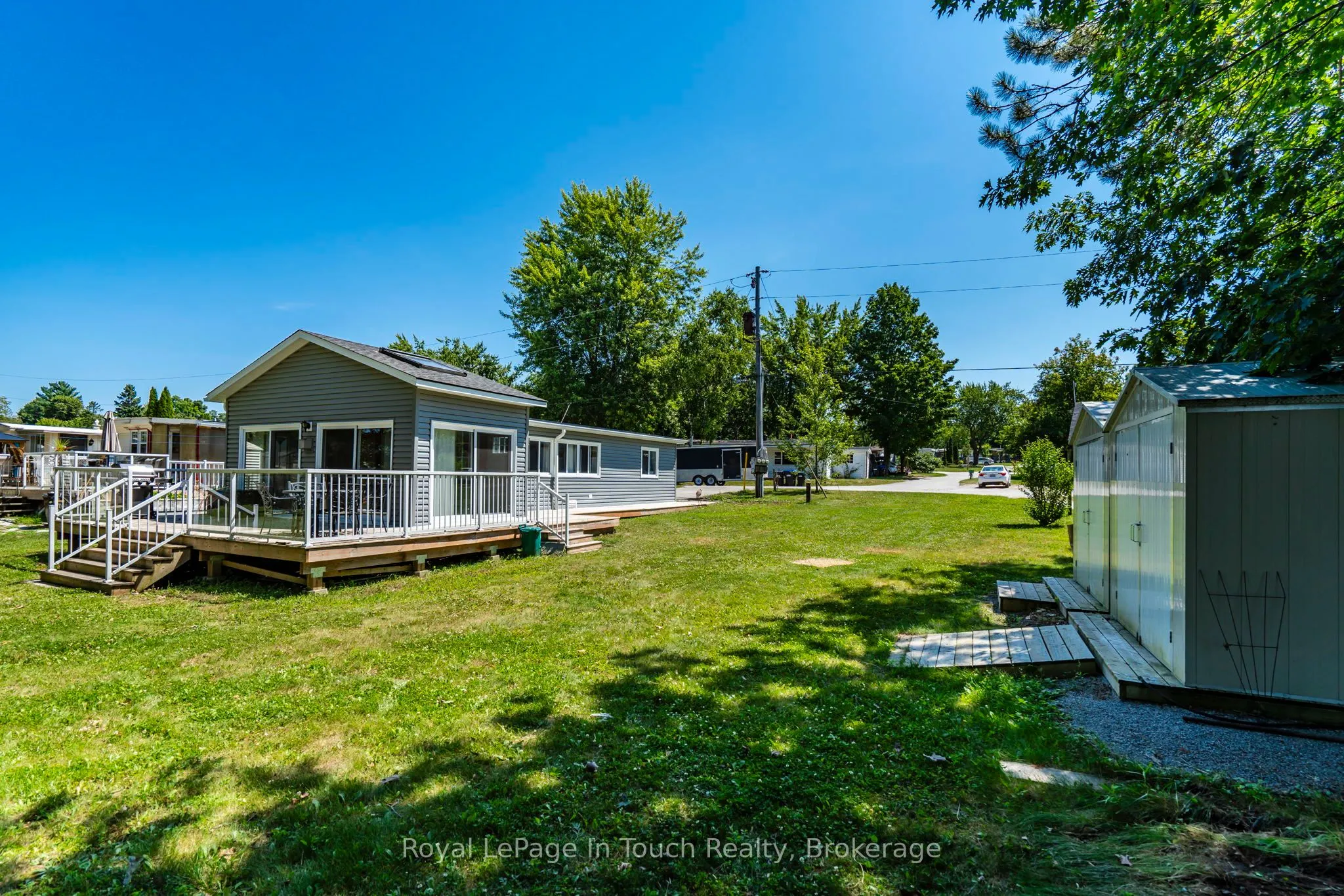30 Lakeshore Road