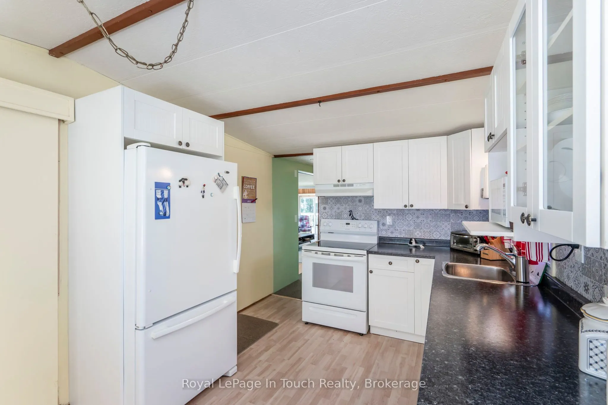 30 Lakeshore Road