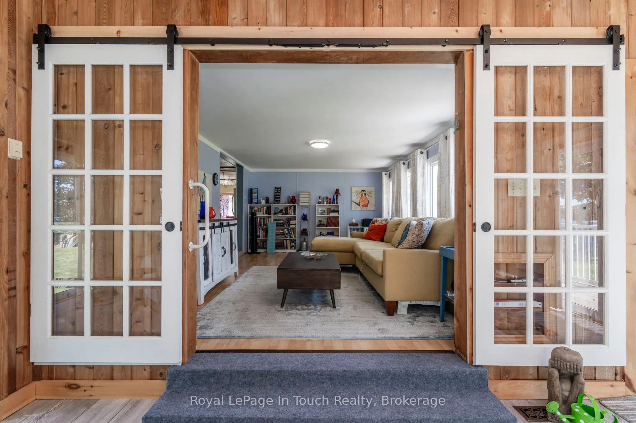 30 Lakeshore Road