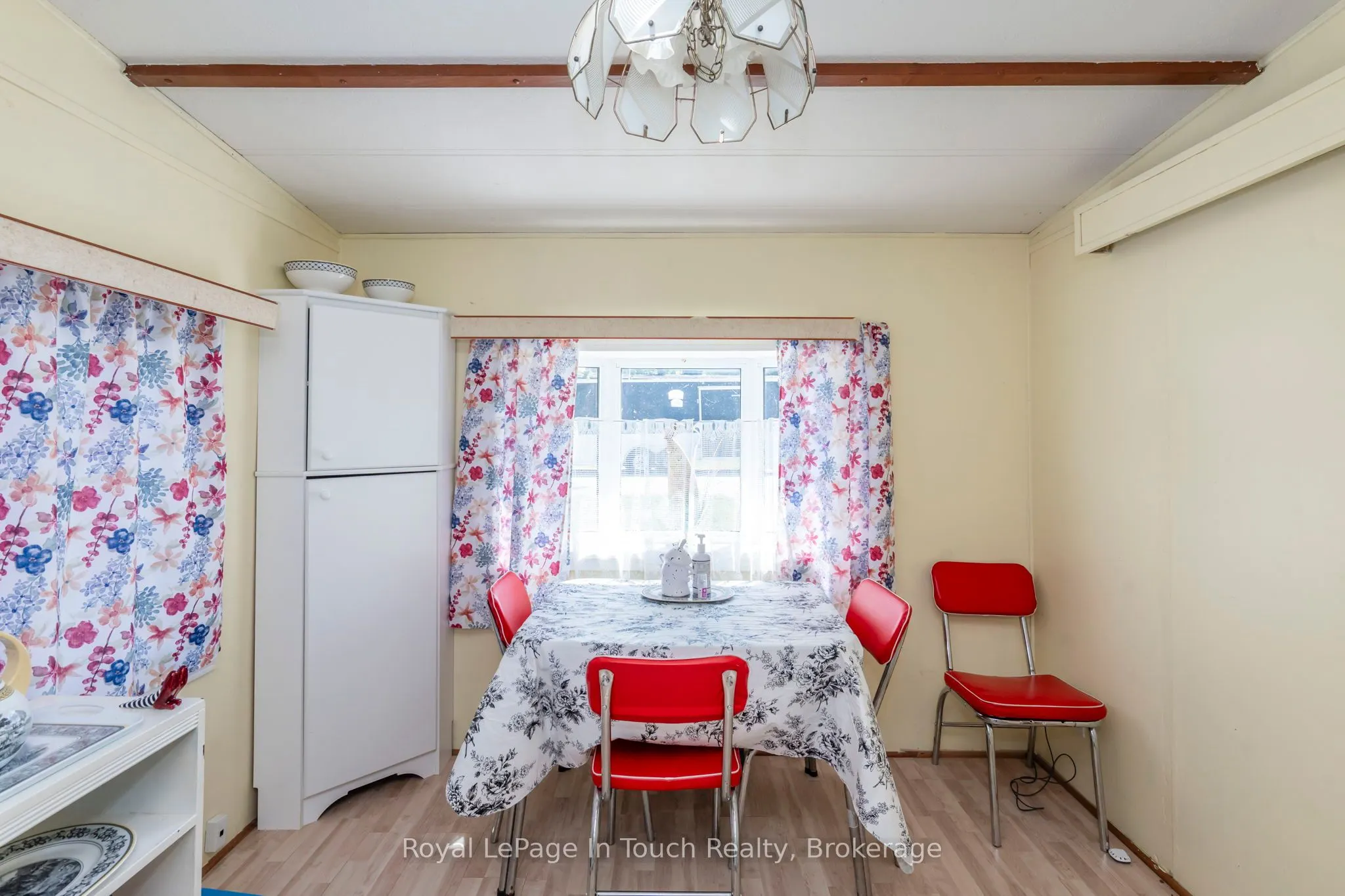 30 Lakeshore Road