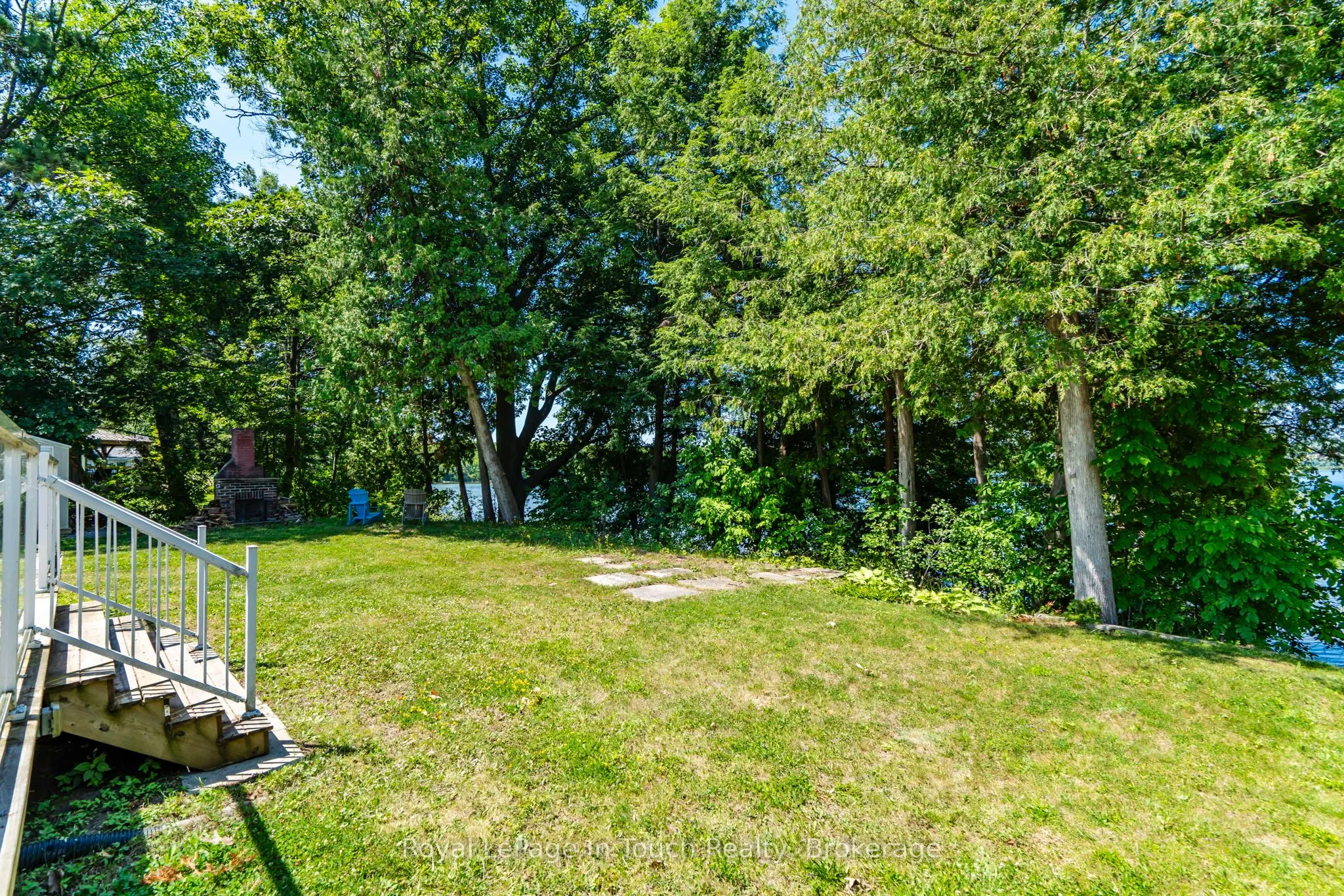 30 Lakeshore Road