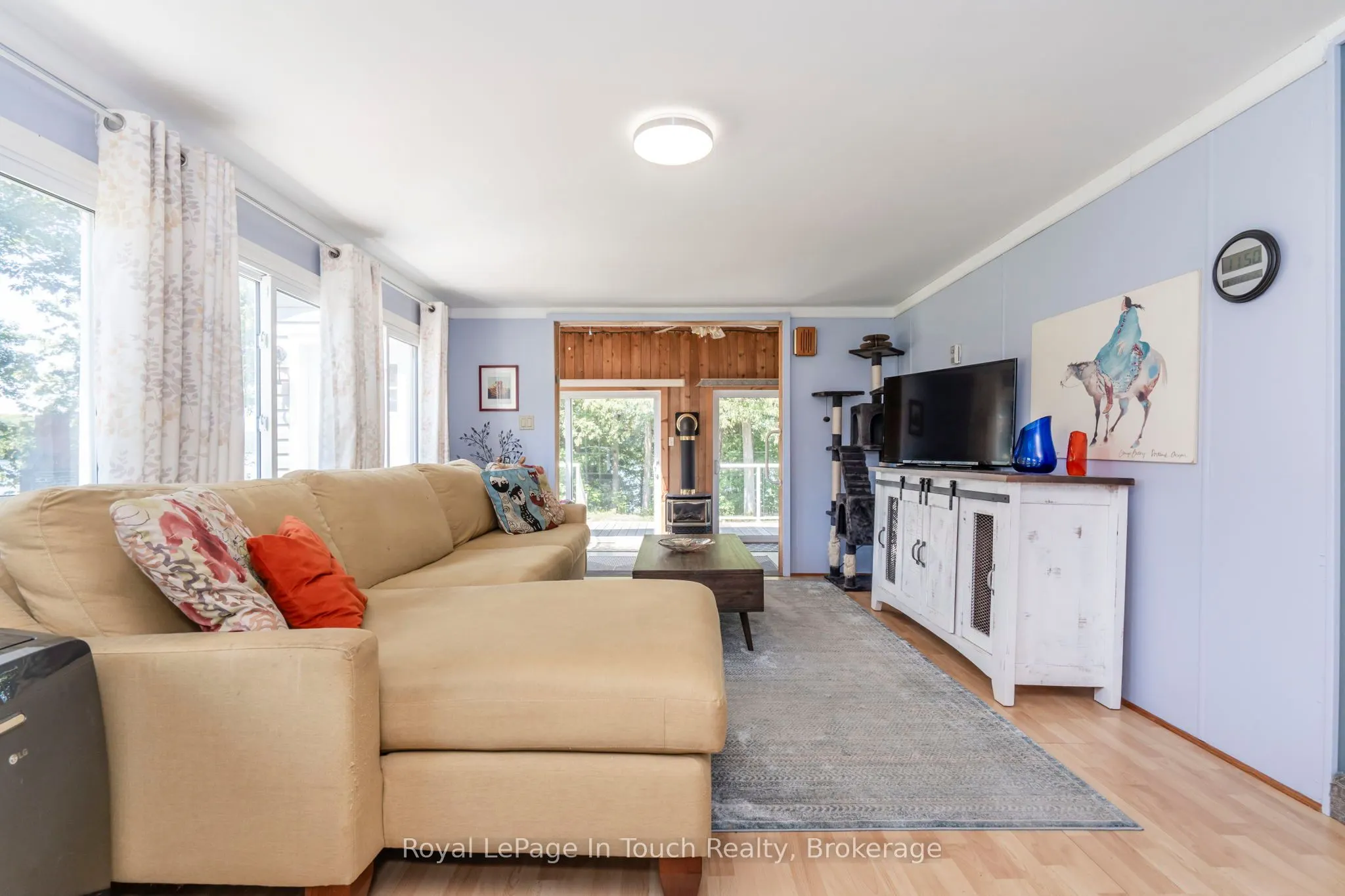 30 Lakeshore Road