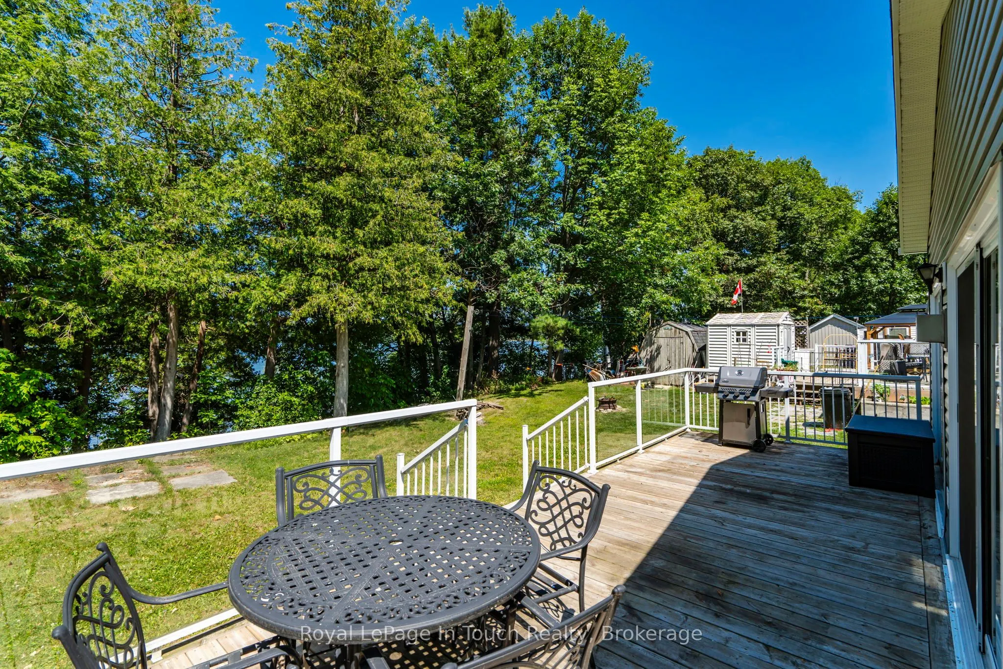 30 Lakeshore Road