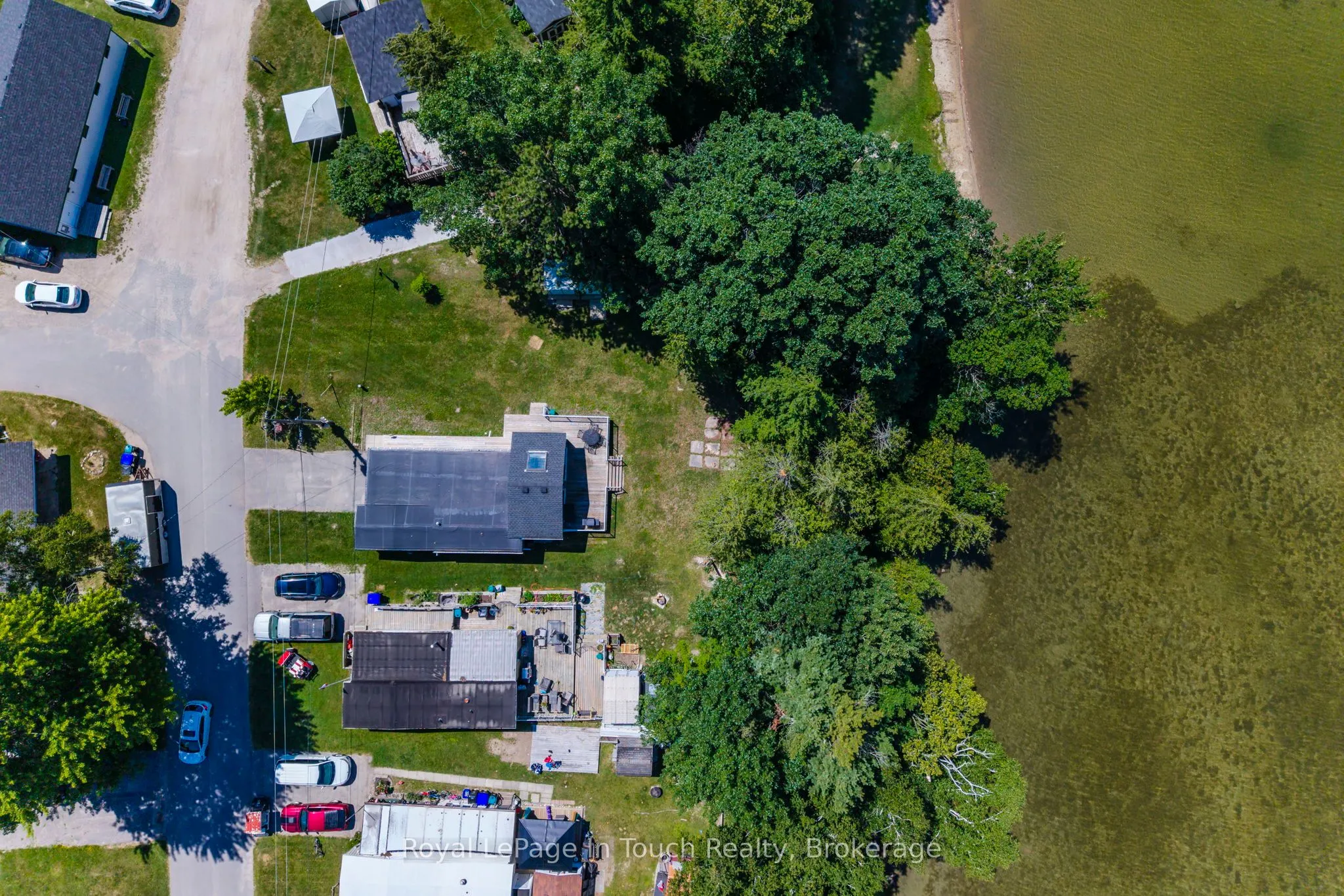 30 Lakeshore Road