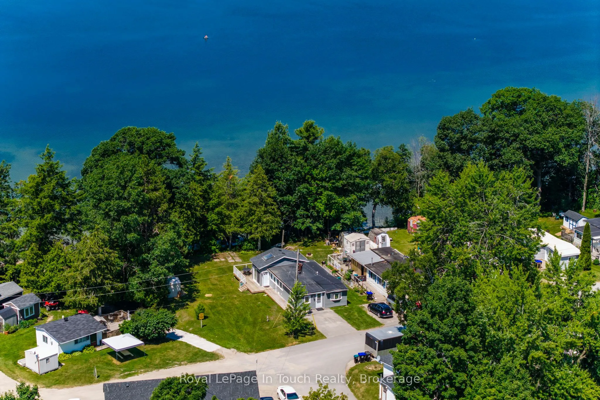30 Lakeshore Road