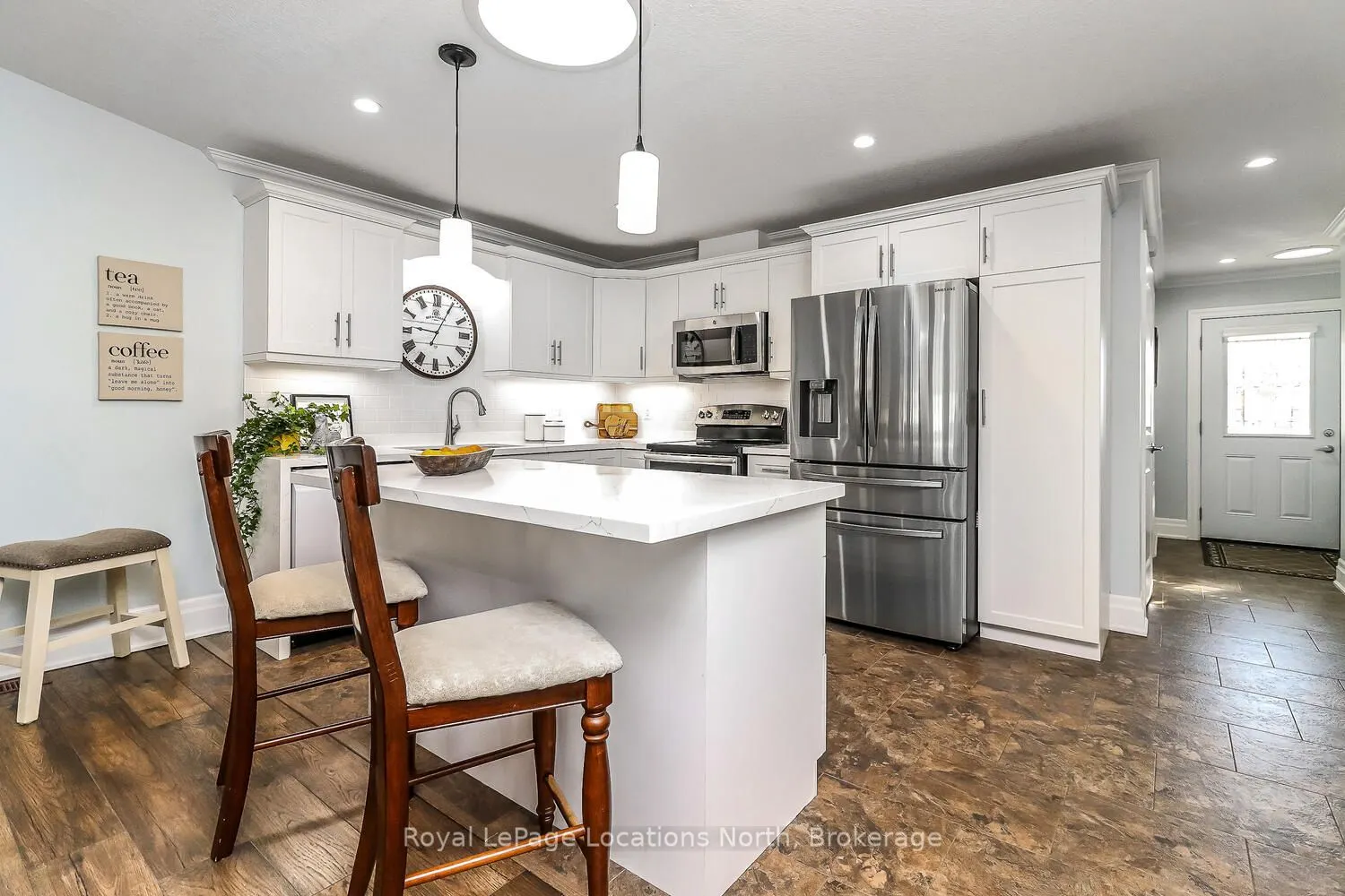 56 GARDEN GROVE Crescent