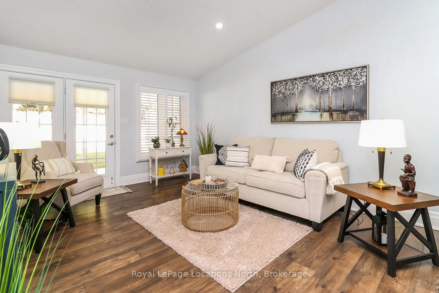 56 GARDEN GROVE Crescent