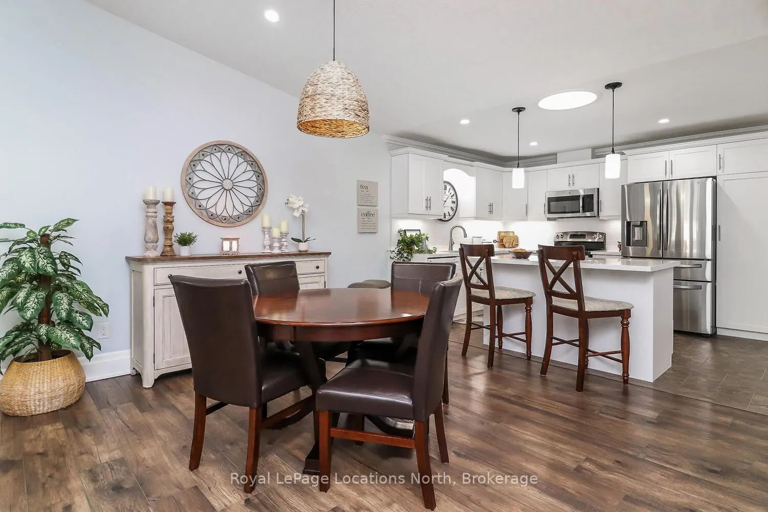 56 GARDEN GROVE Crescent
