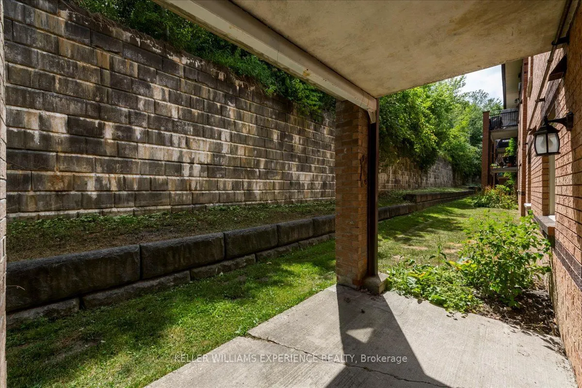 25 Meadow Lane, #102