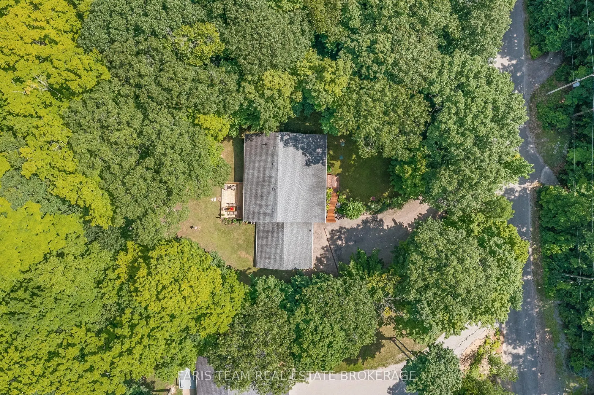 85 Farlain Lake Road E