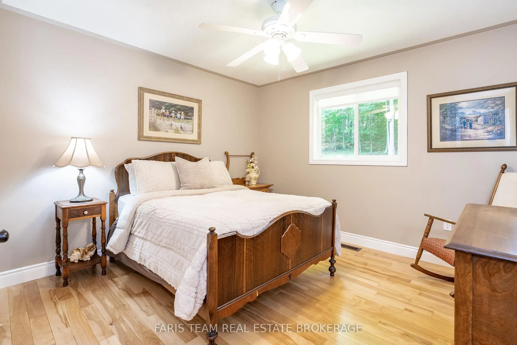 85 Farlain Lake Road E