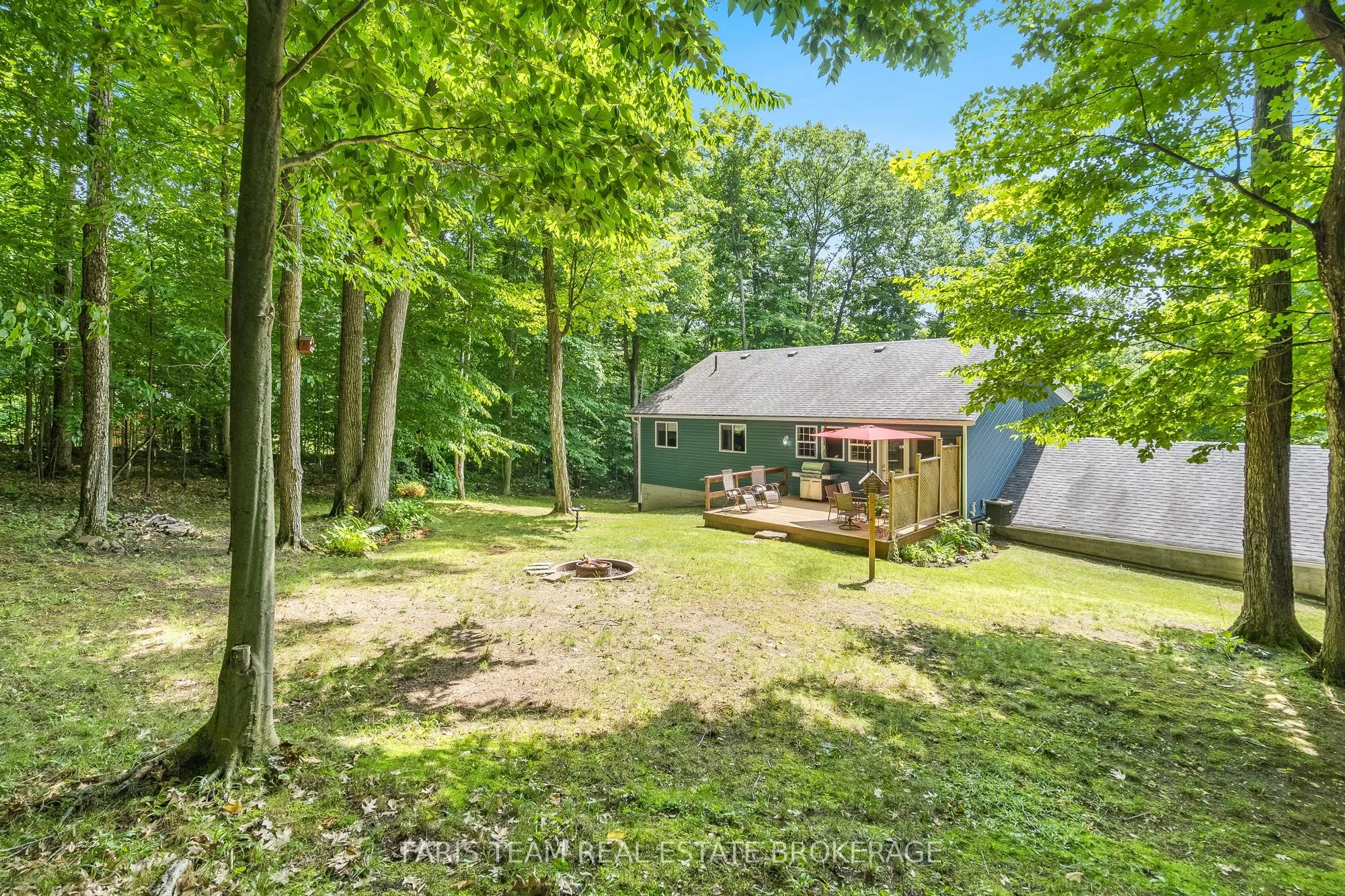 85 Farlain Lake Road E