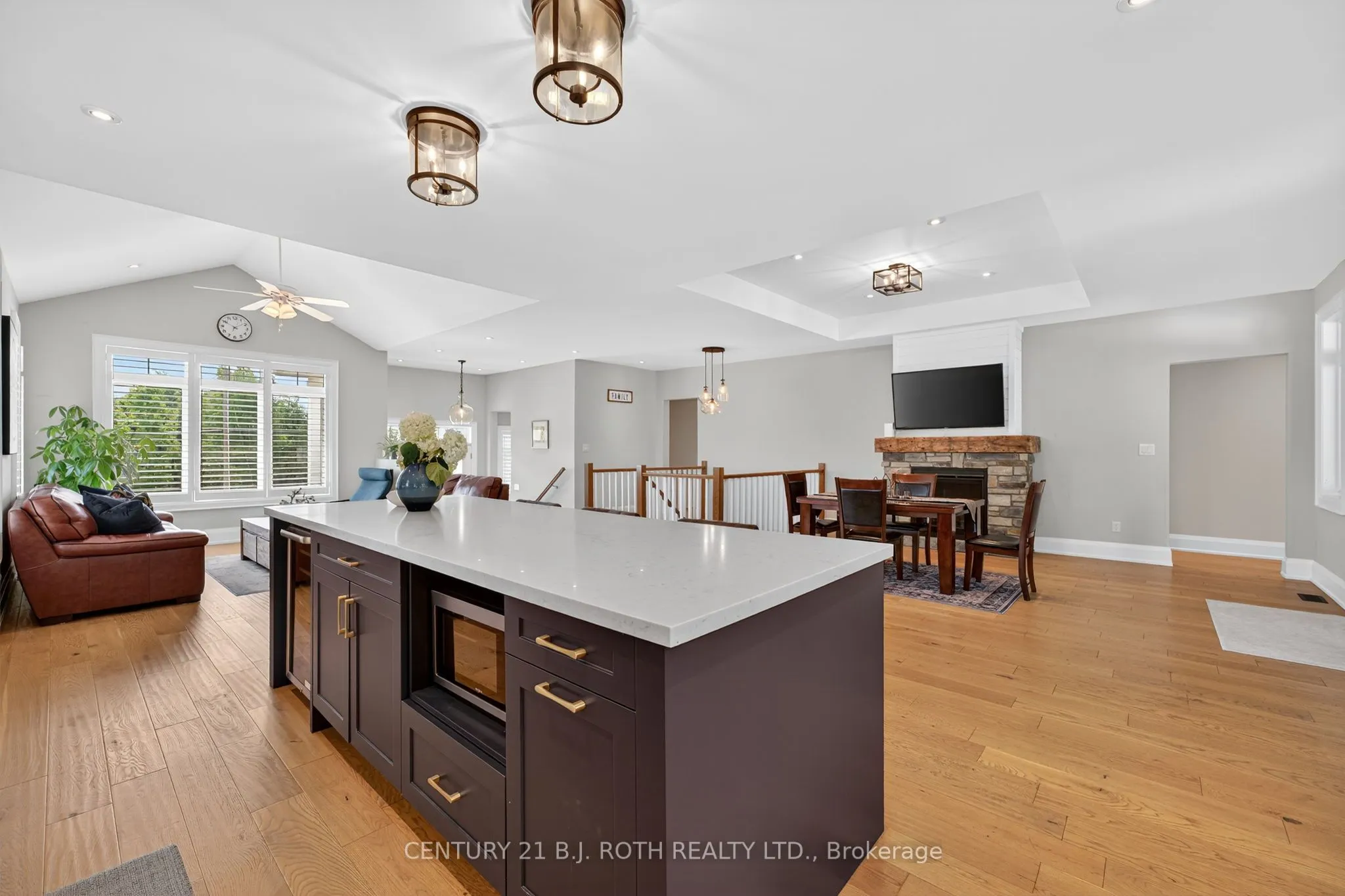 300 Shanty Bay Road