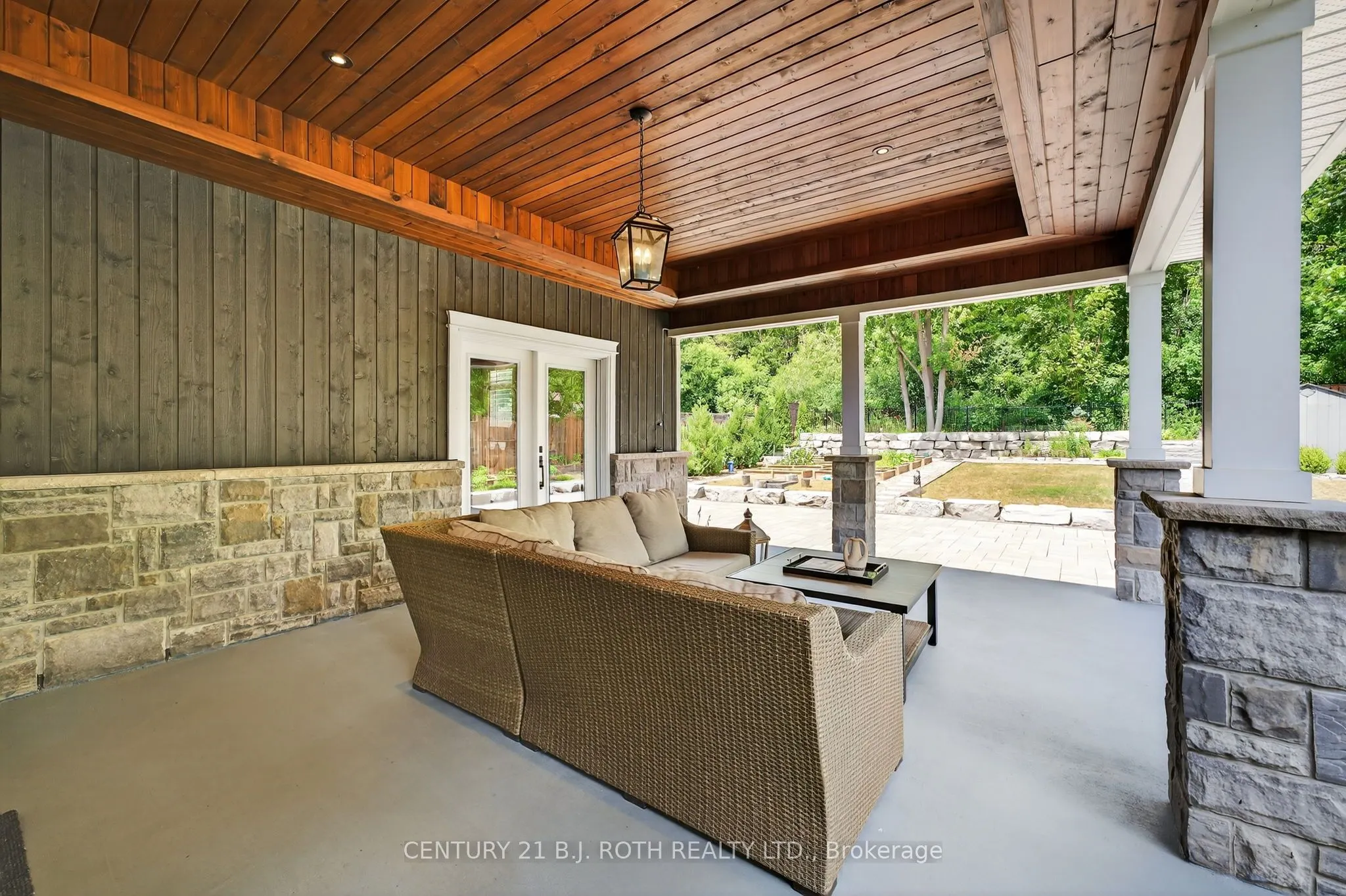 300 Shanty Bay Road