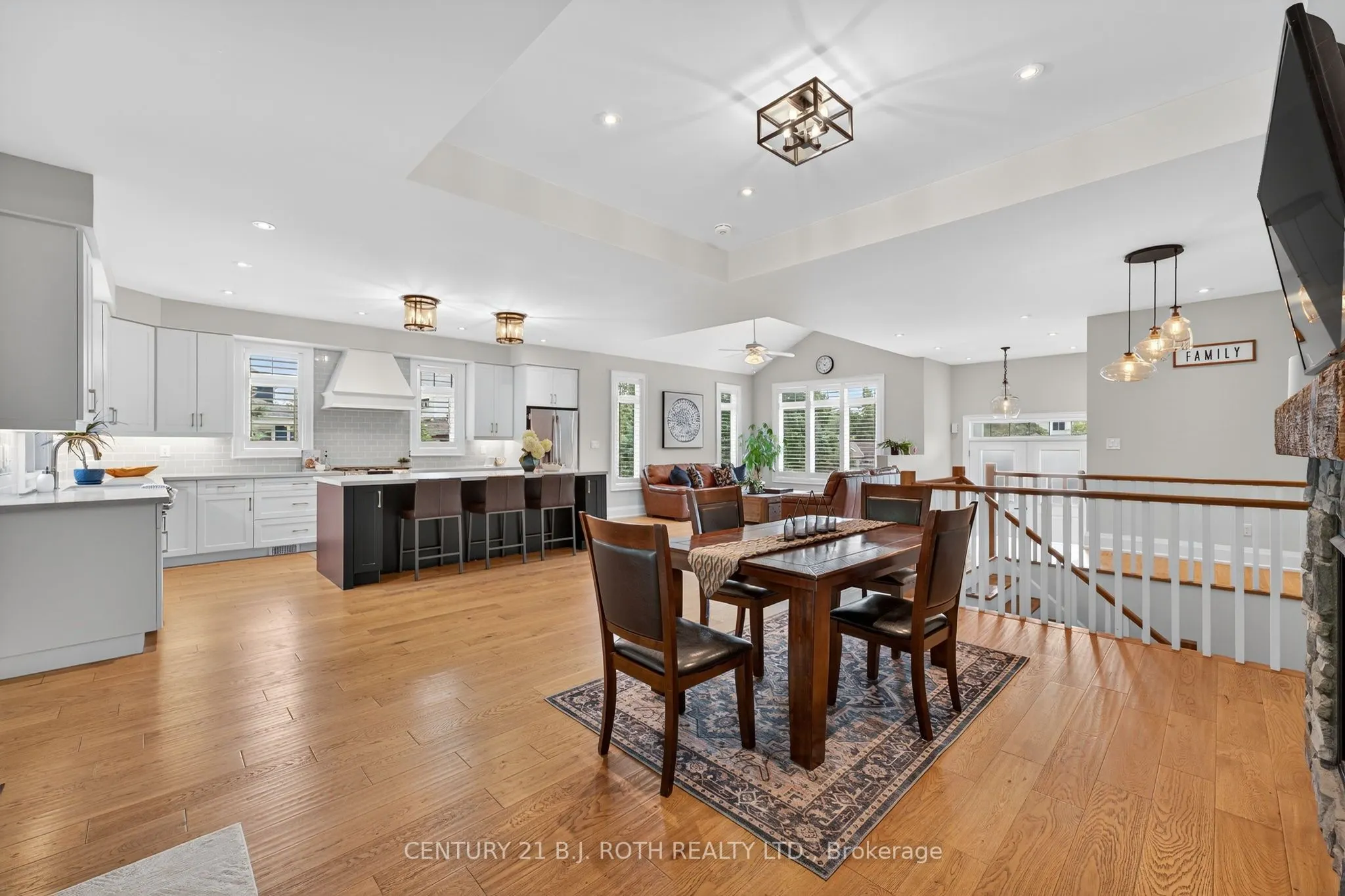 300 Shanty Bay Road