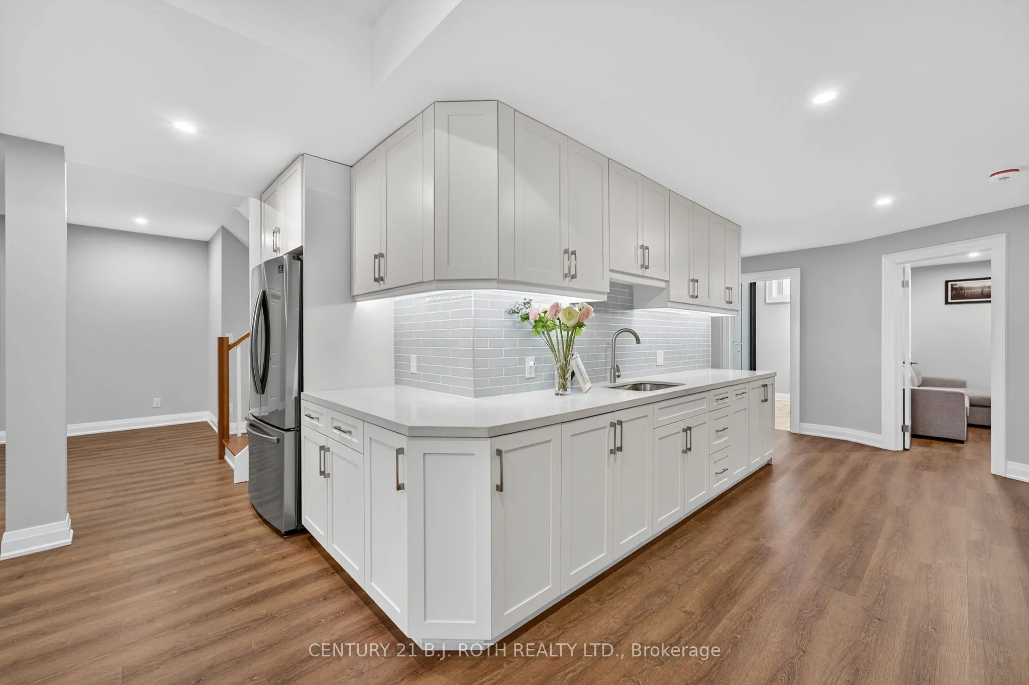 300 Shanty Bay Road