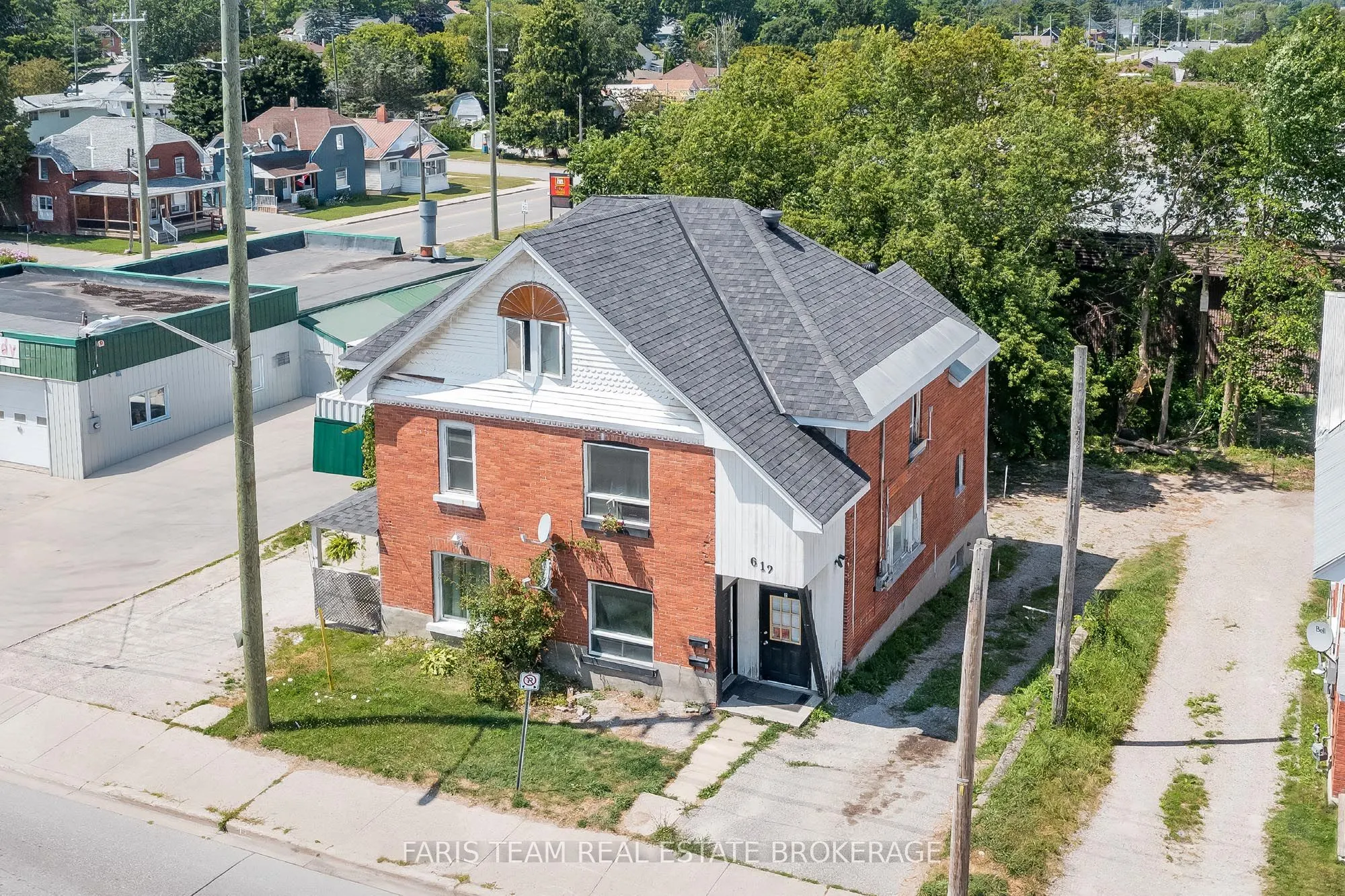 612 Bay Street
