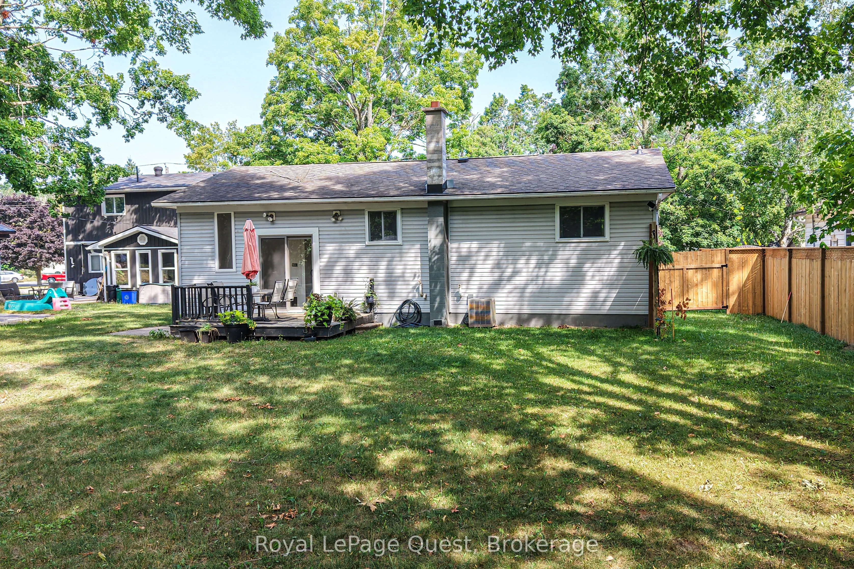 401 Mississaga Street W