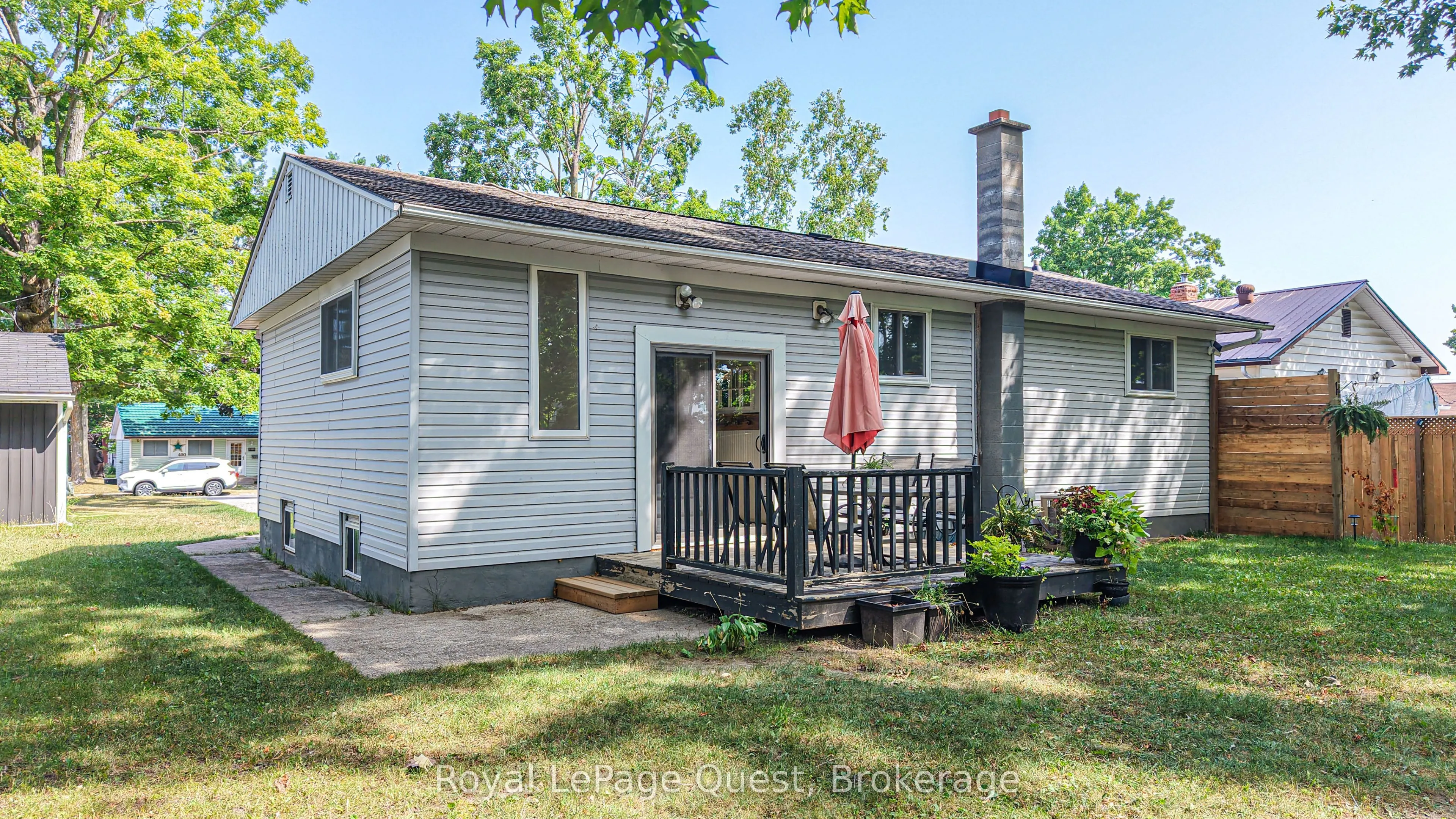 401 Mississaga Street W