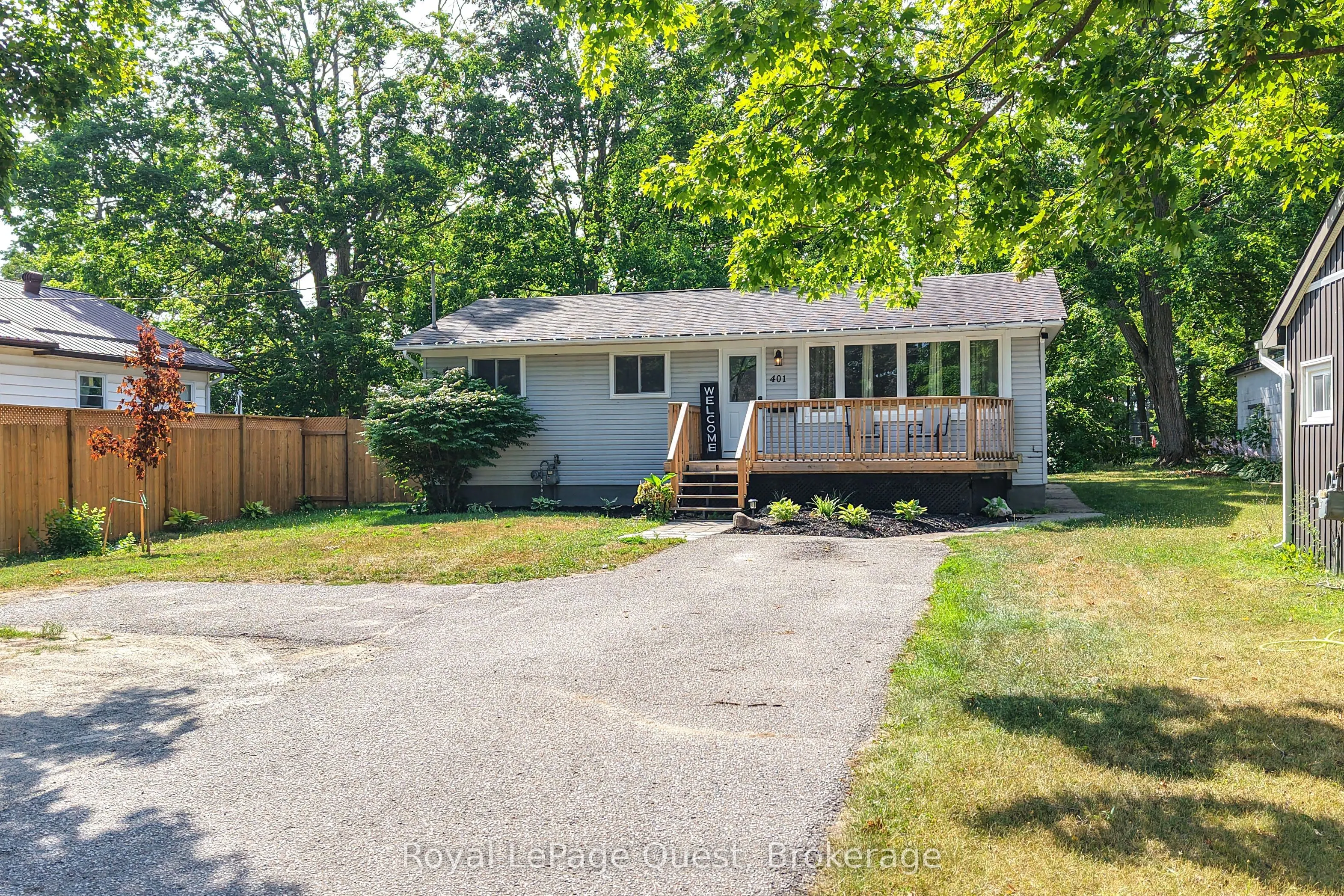 401 Mississaga Street W