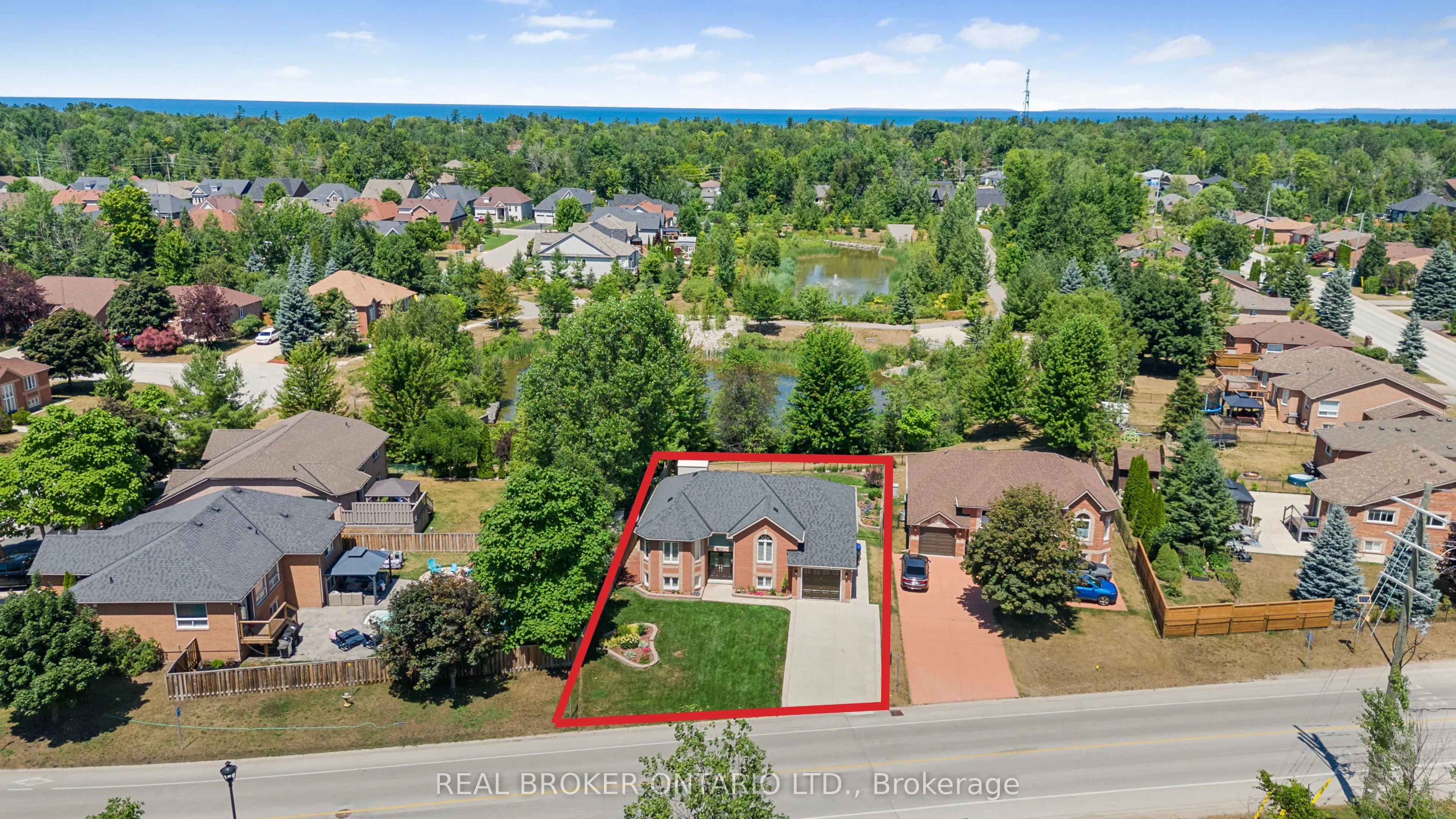 402 Ramblewood Drive