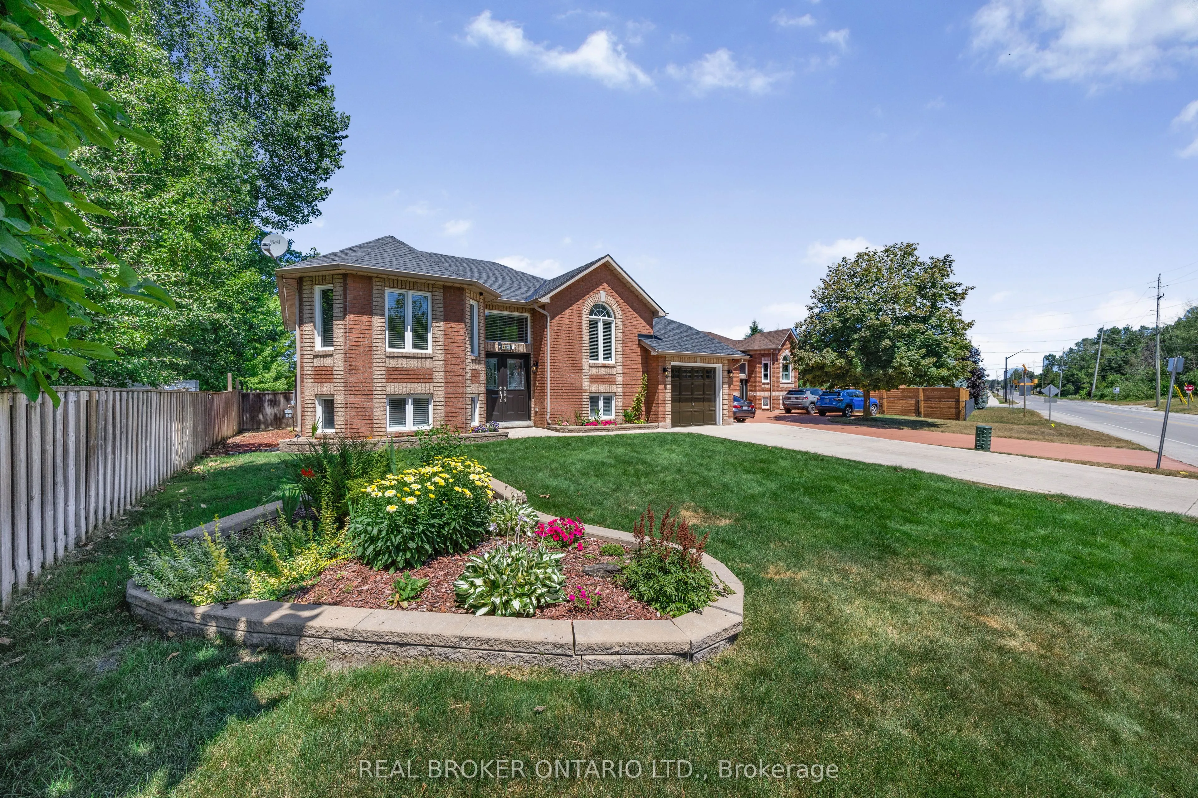 402 Ramblewood Drive