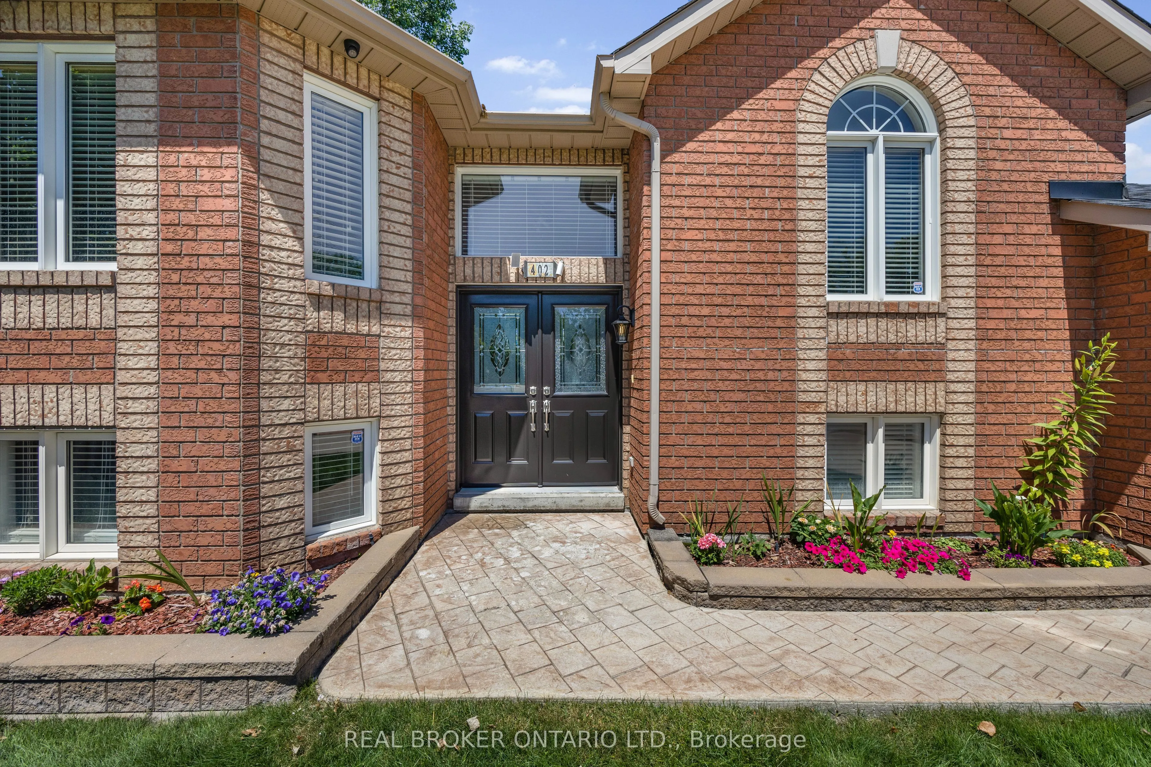402 Ramblewood Drive