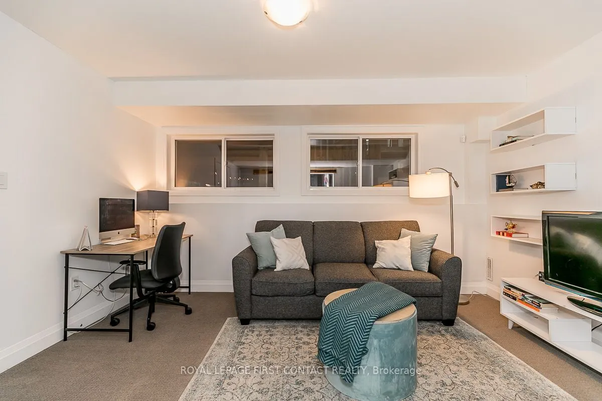 376 Blake Street, #16