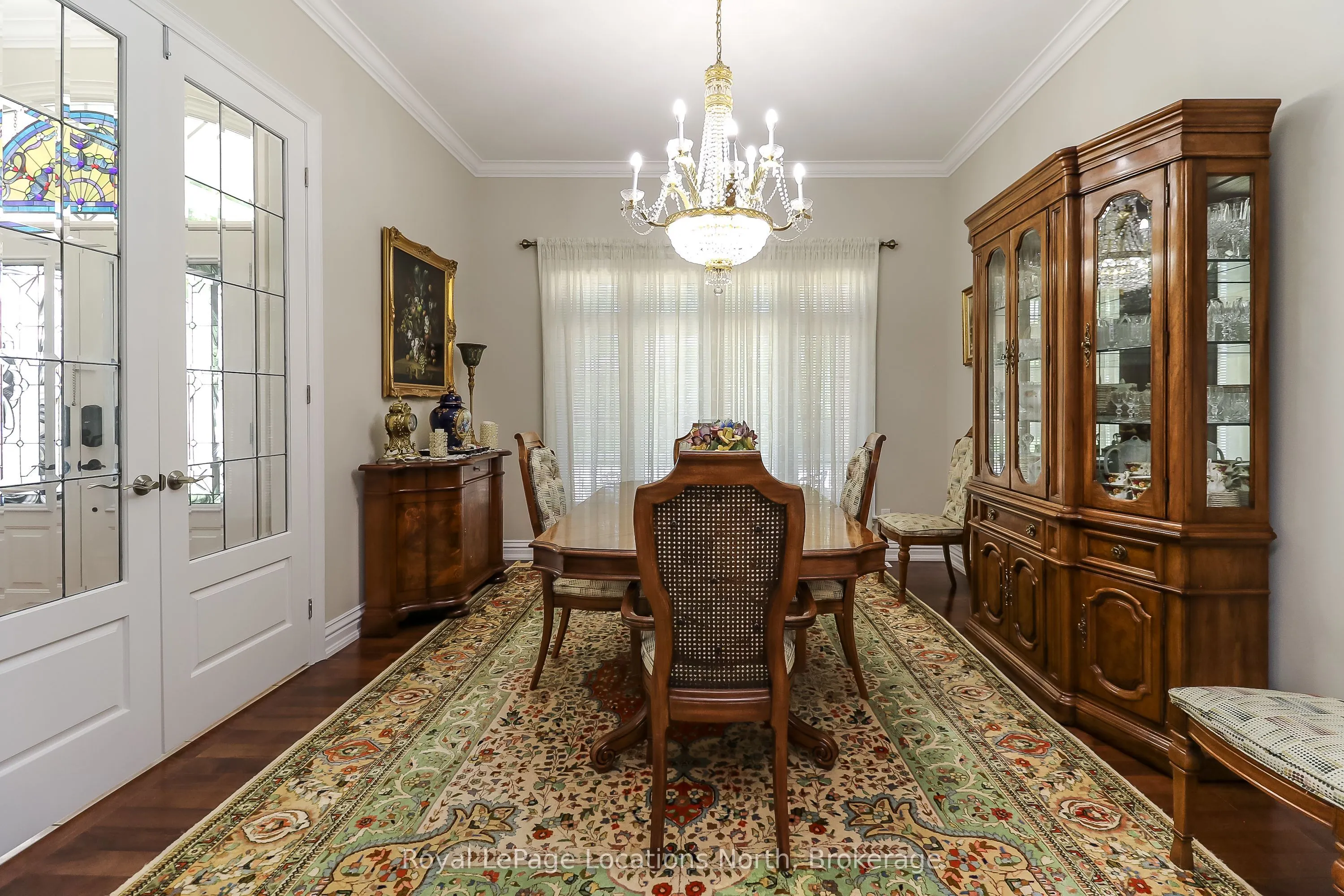 15 Downer Crescent