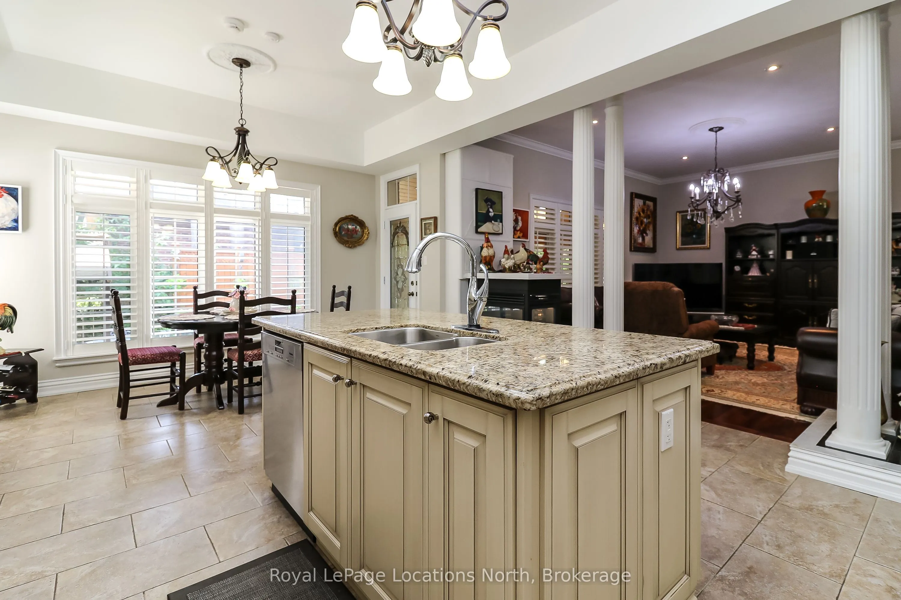 15 Downer Crescent