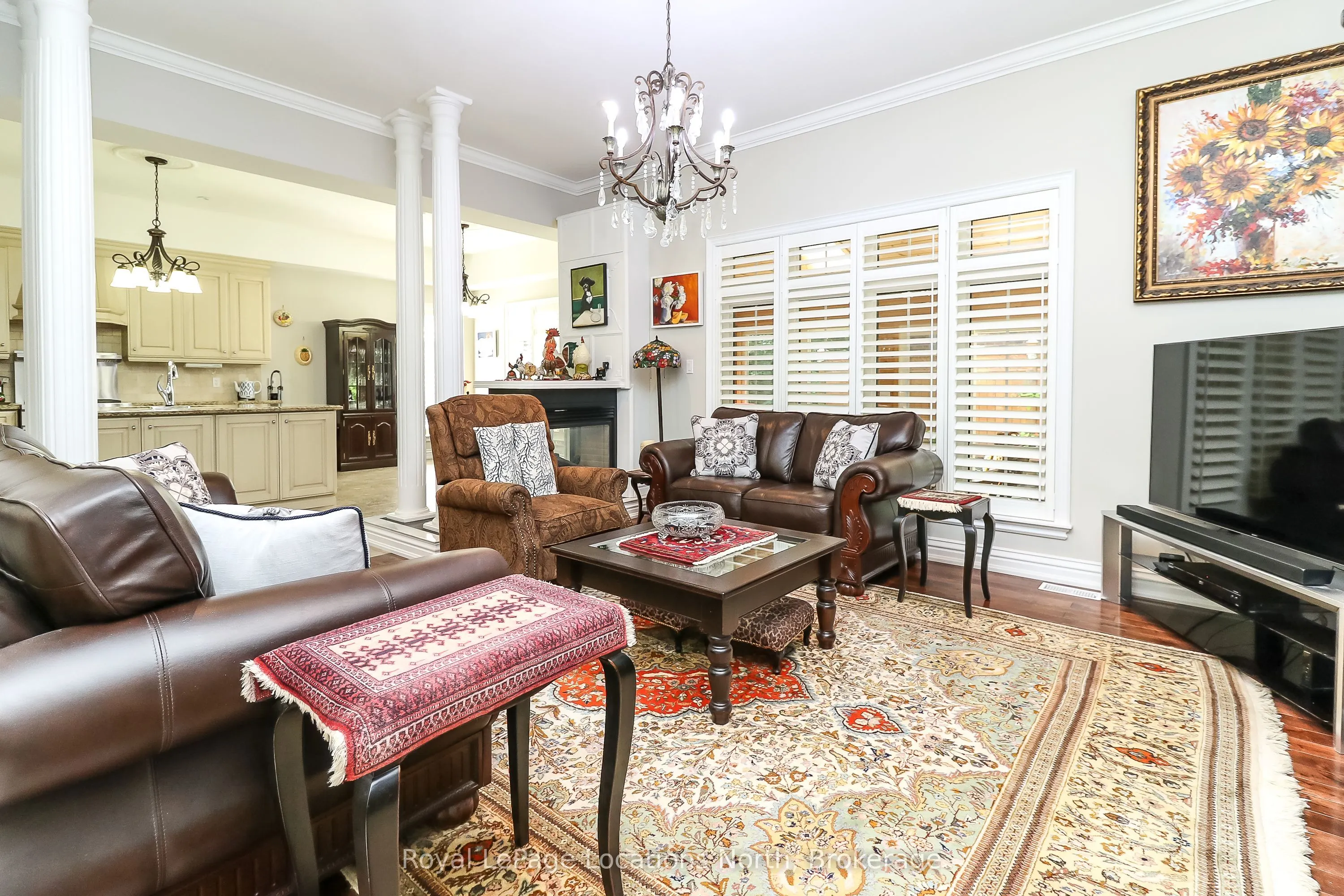 15 Downer Crescent