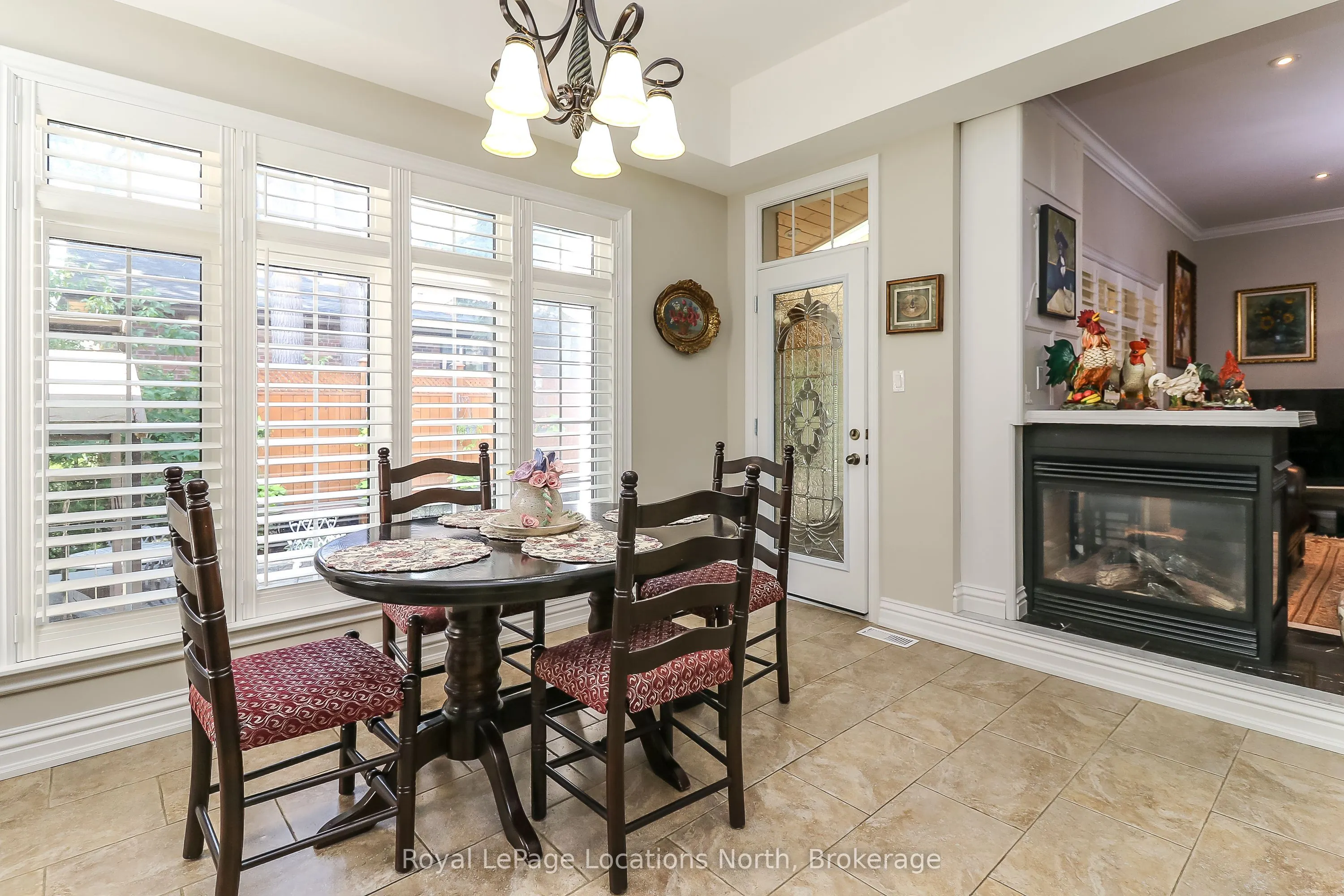 15 Downer Crescent