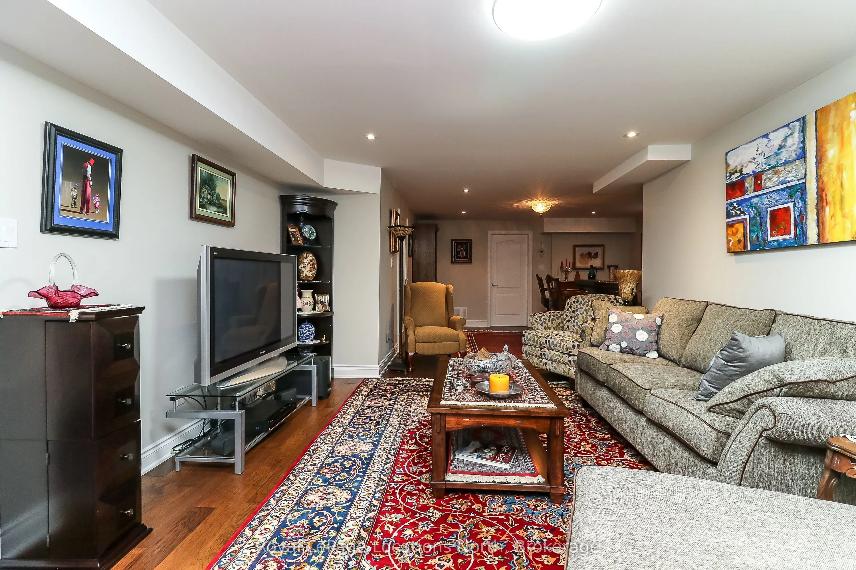 15 Downer Crescent