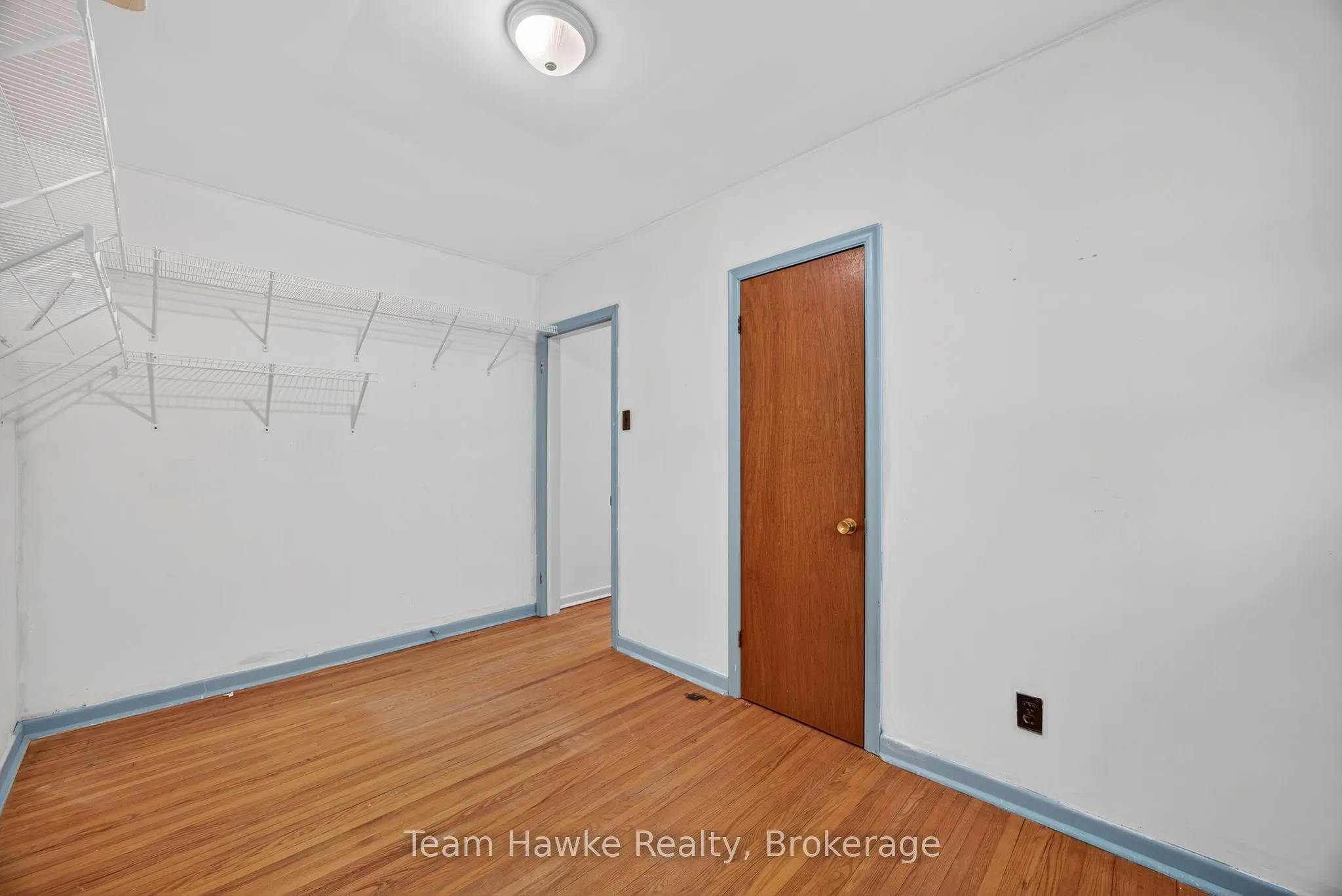 303 Scott Street