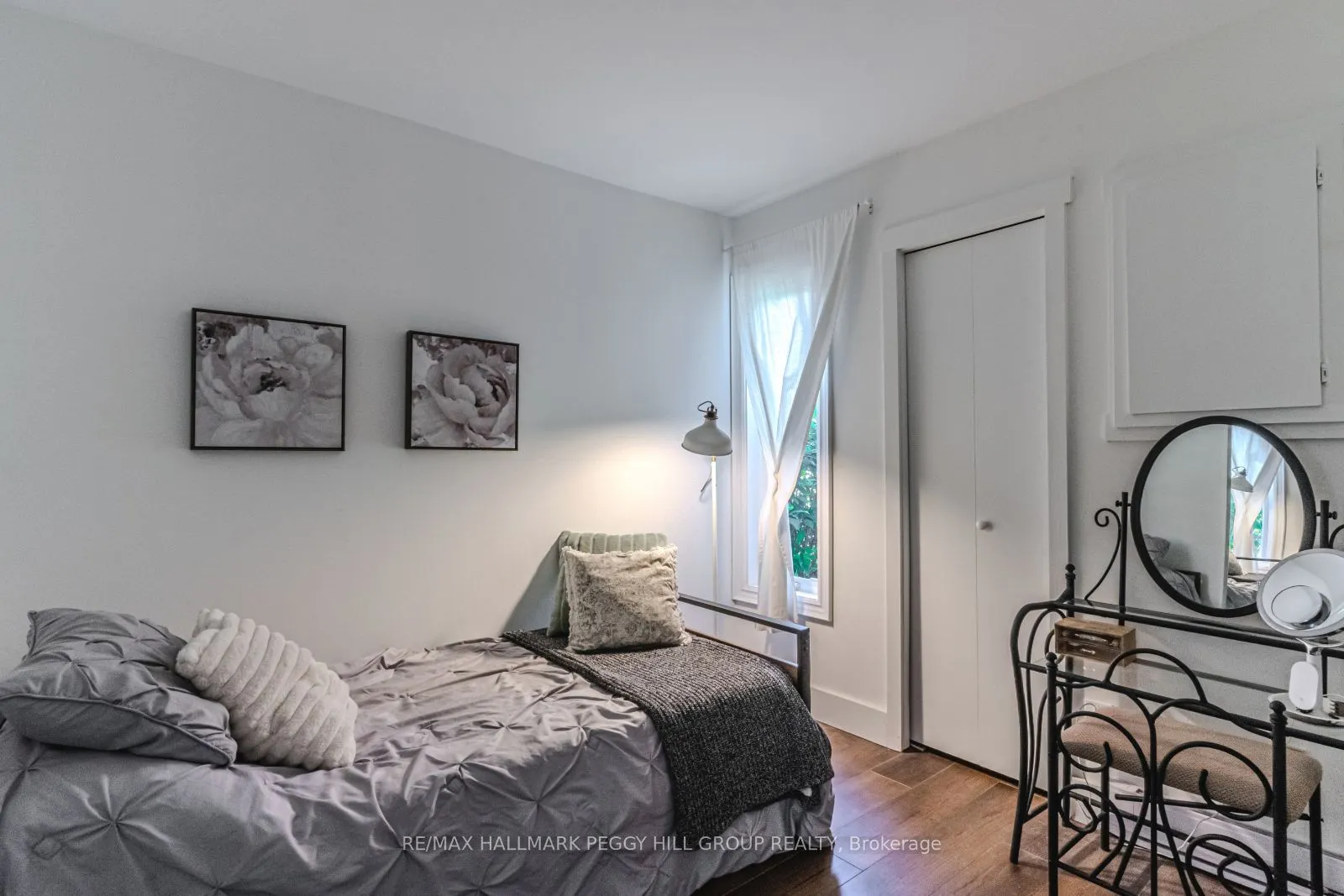 547 Oxbow Crescent, #27