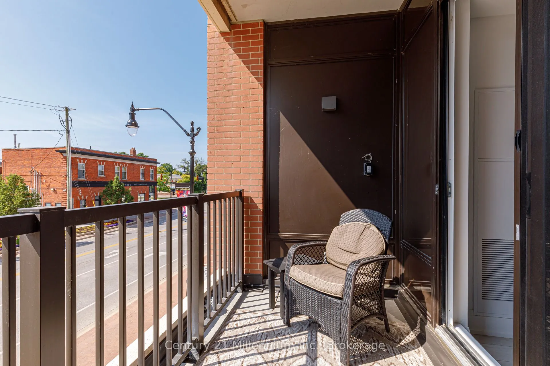 1 Hume Street, #209