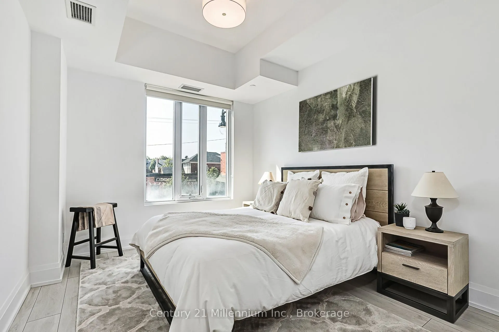 1 Hume Street, #209