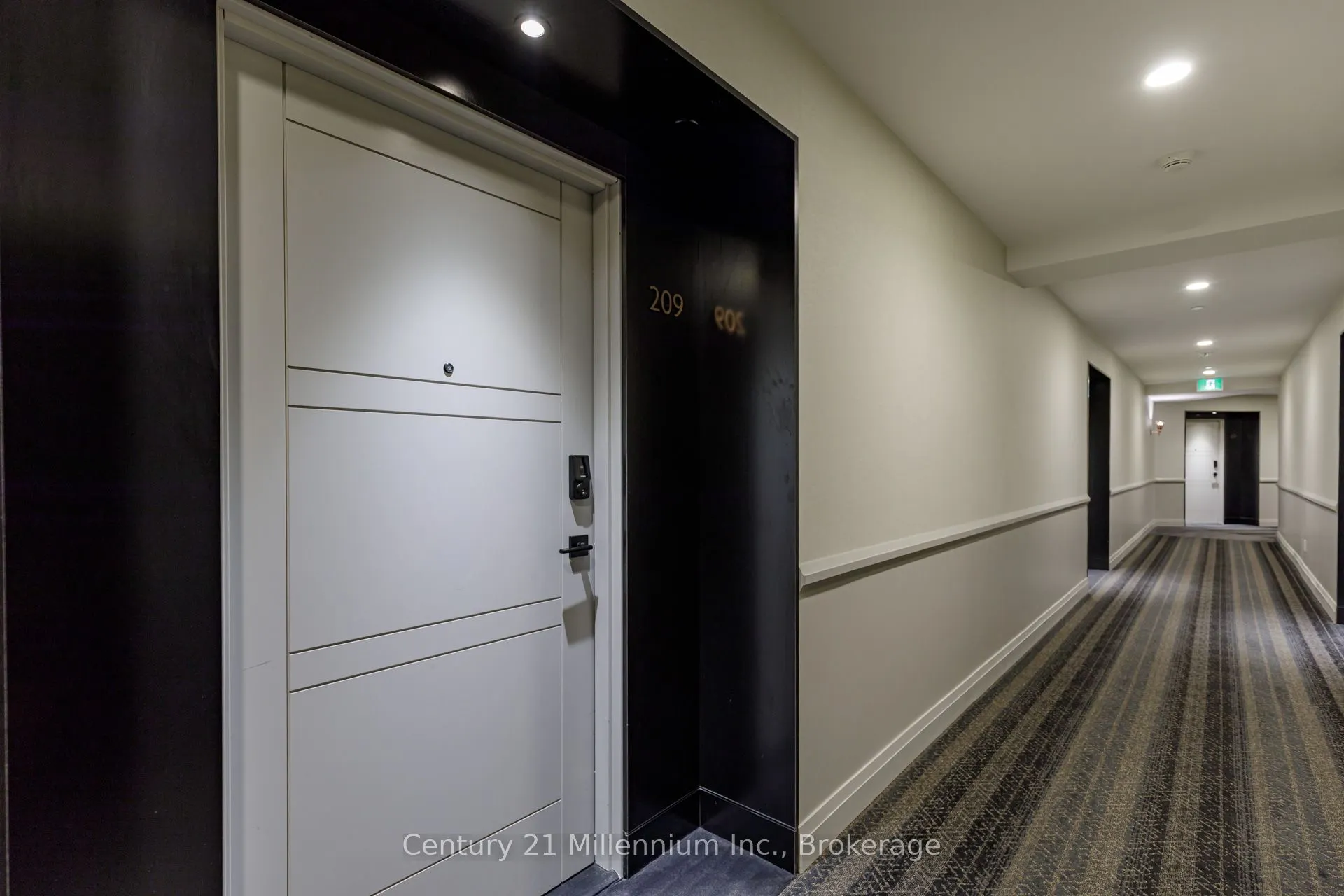 1 Hume Street, #209