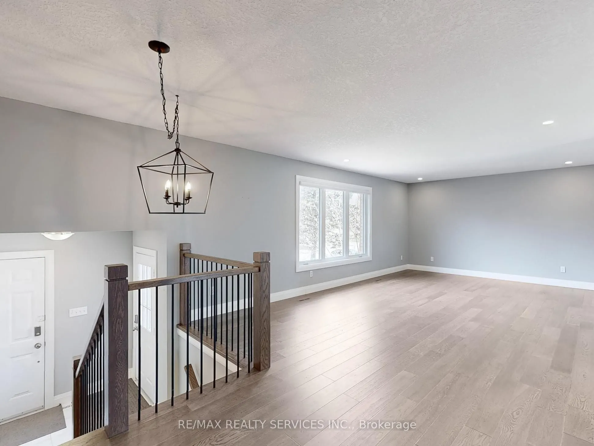 35 Innisbrook Drive