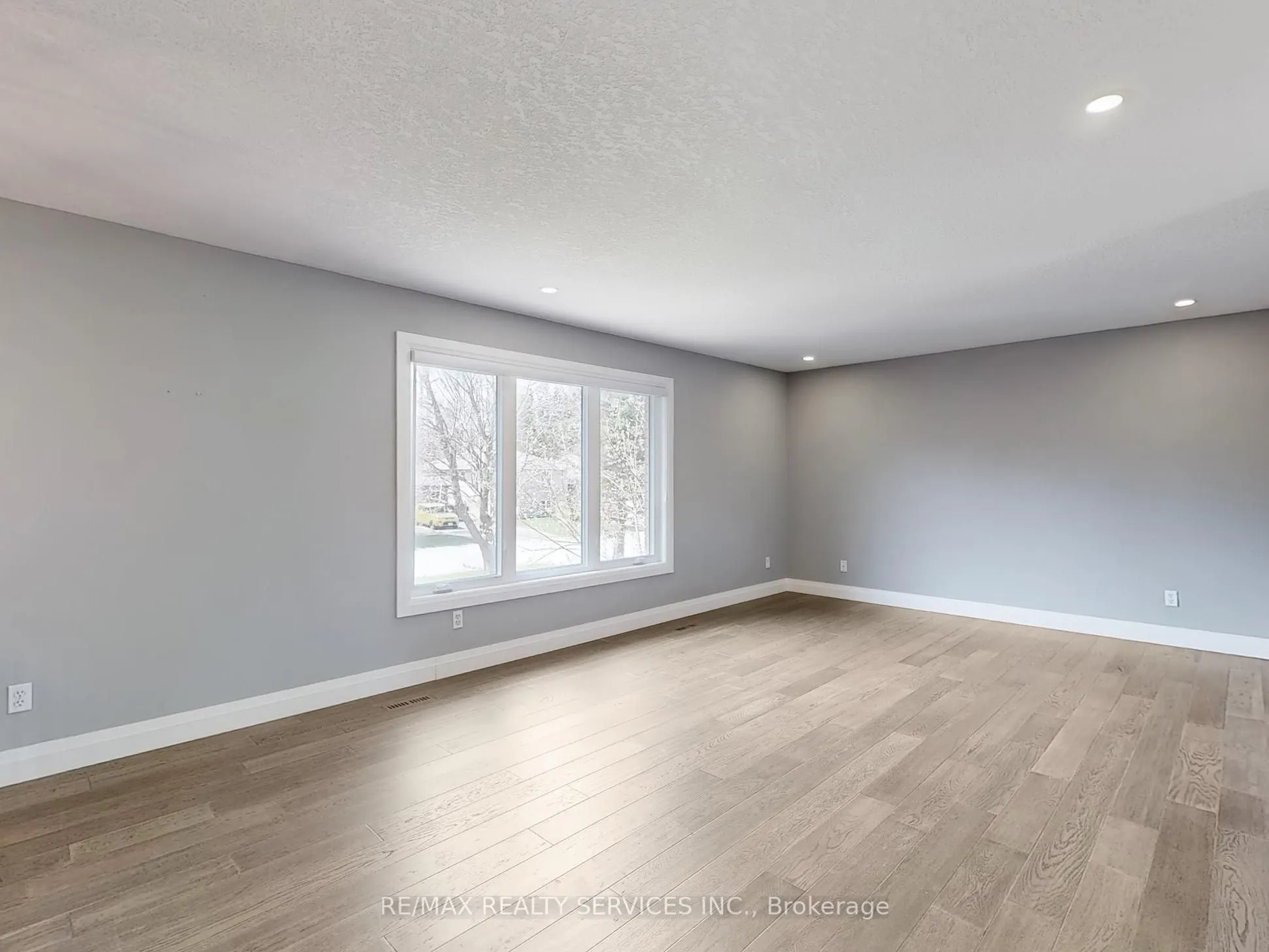 35 Innisbrook Drive