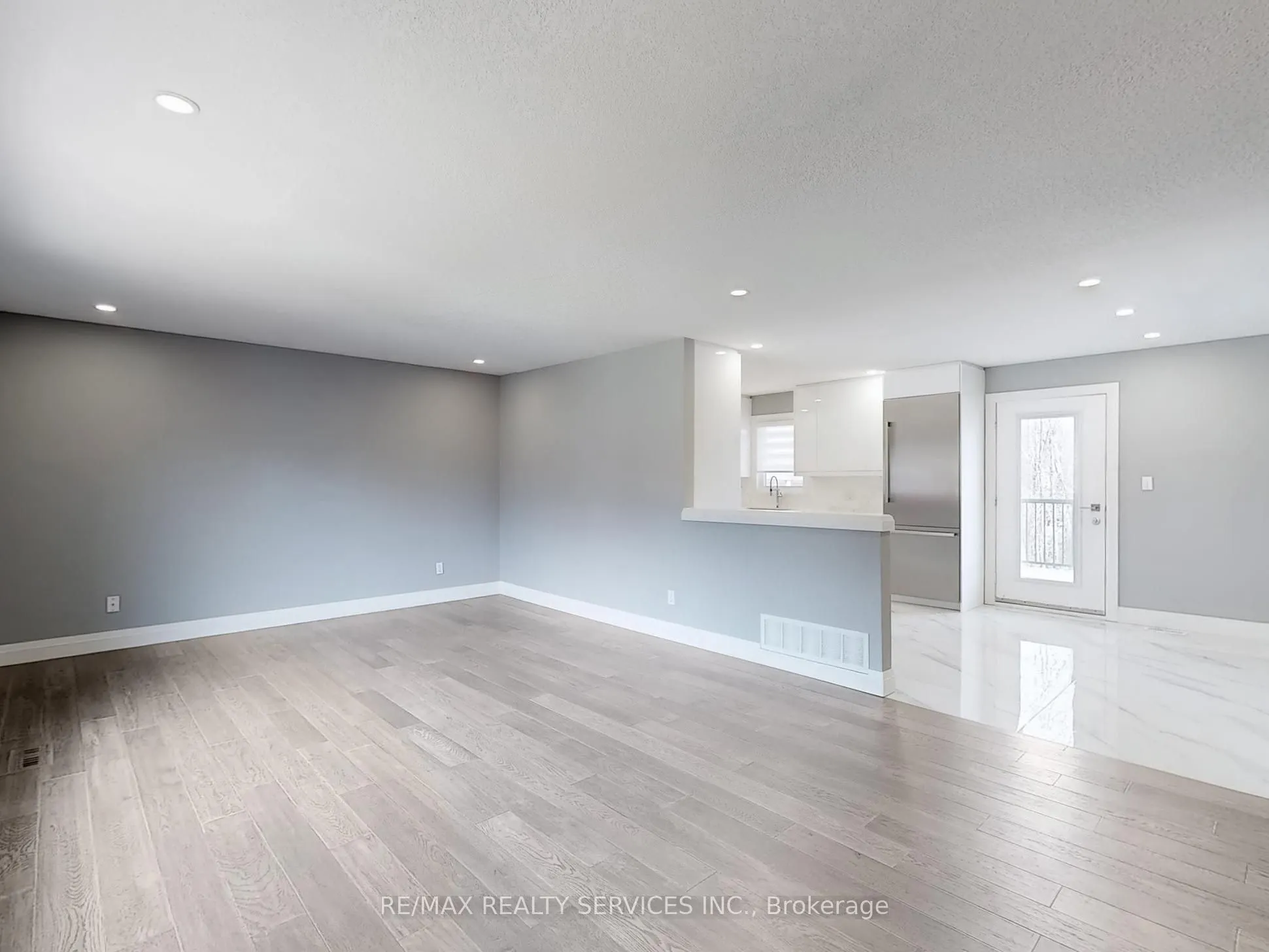 35 Innisbrook Drive