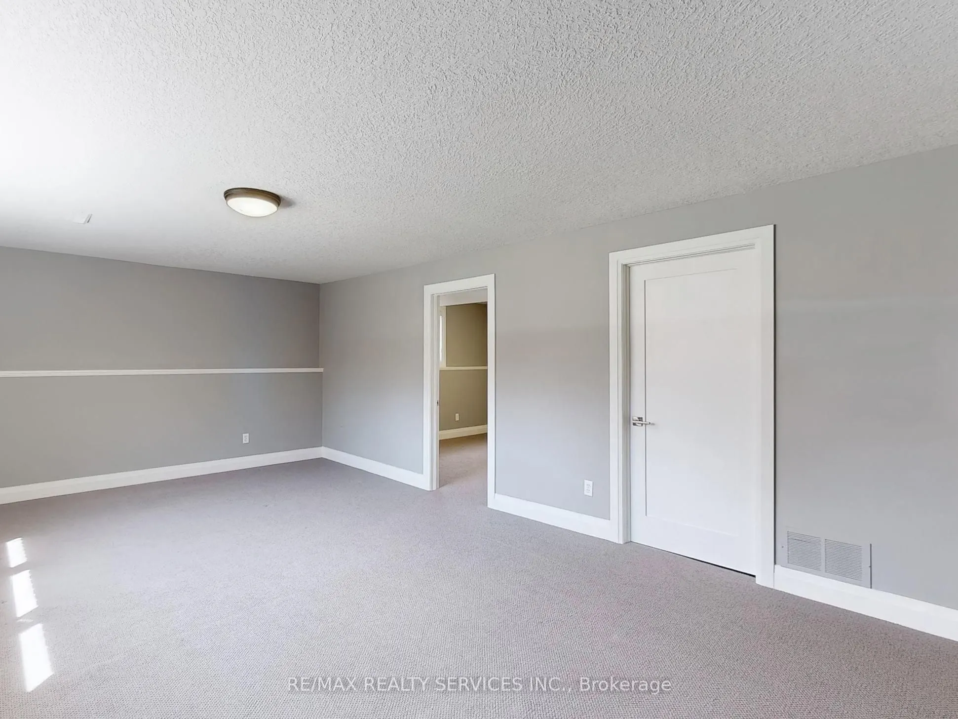 35 Innisbrook Drive