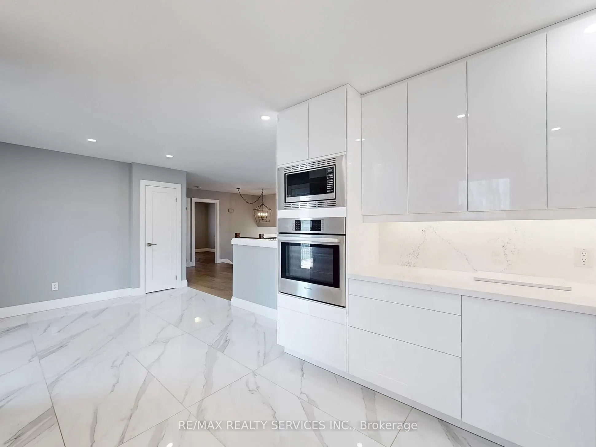 35 Innisbrook Drive