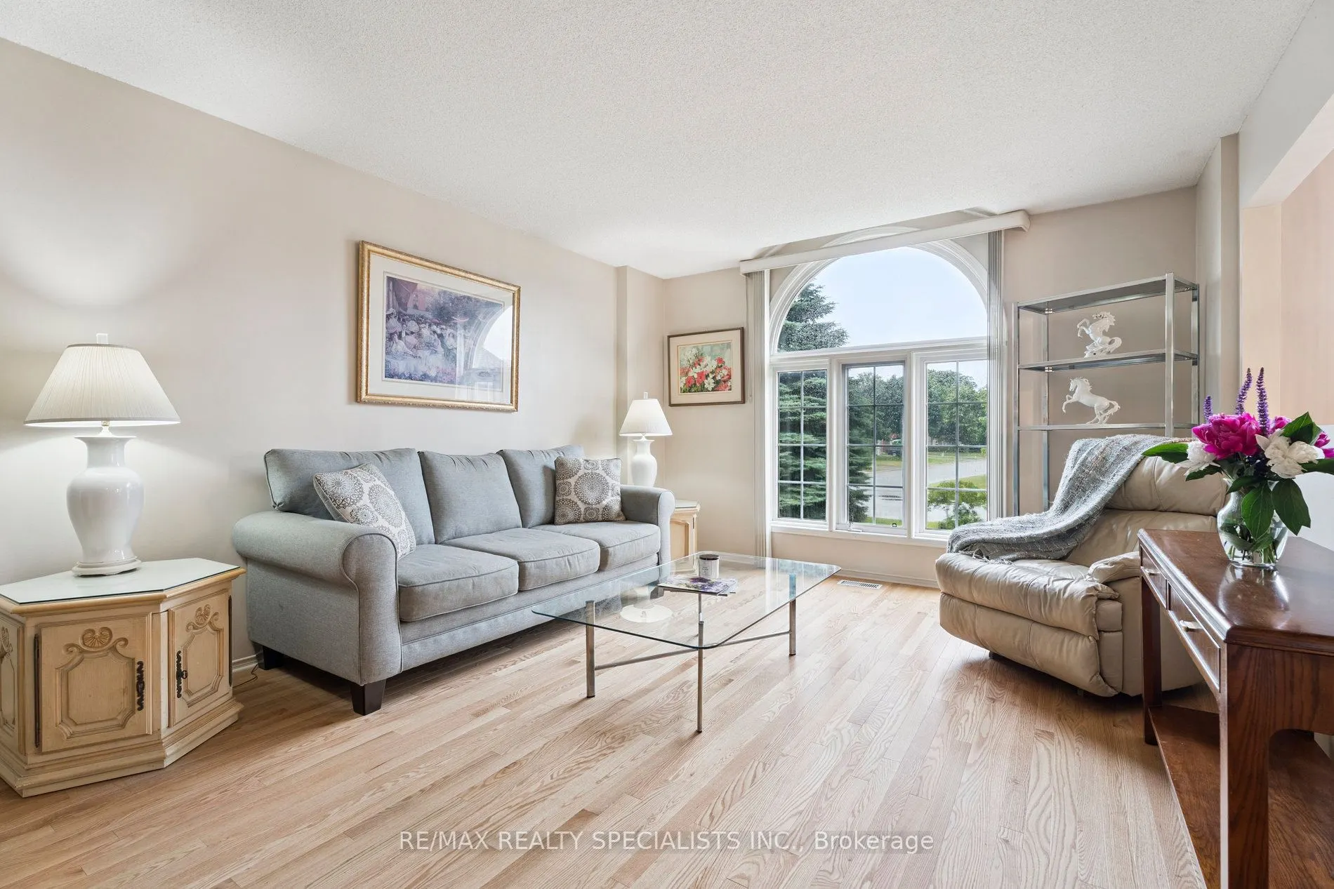 62 Silver Birch Avenue