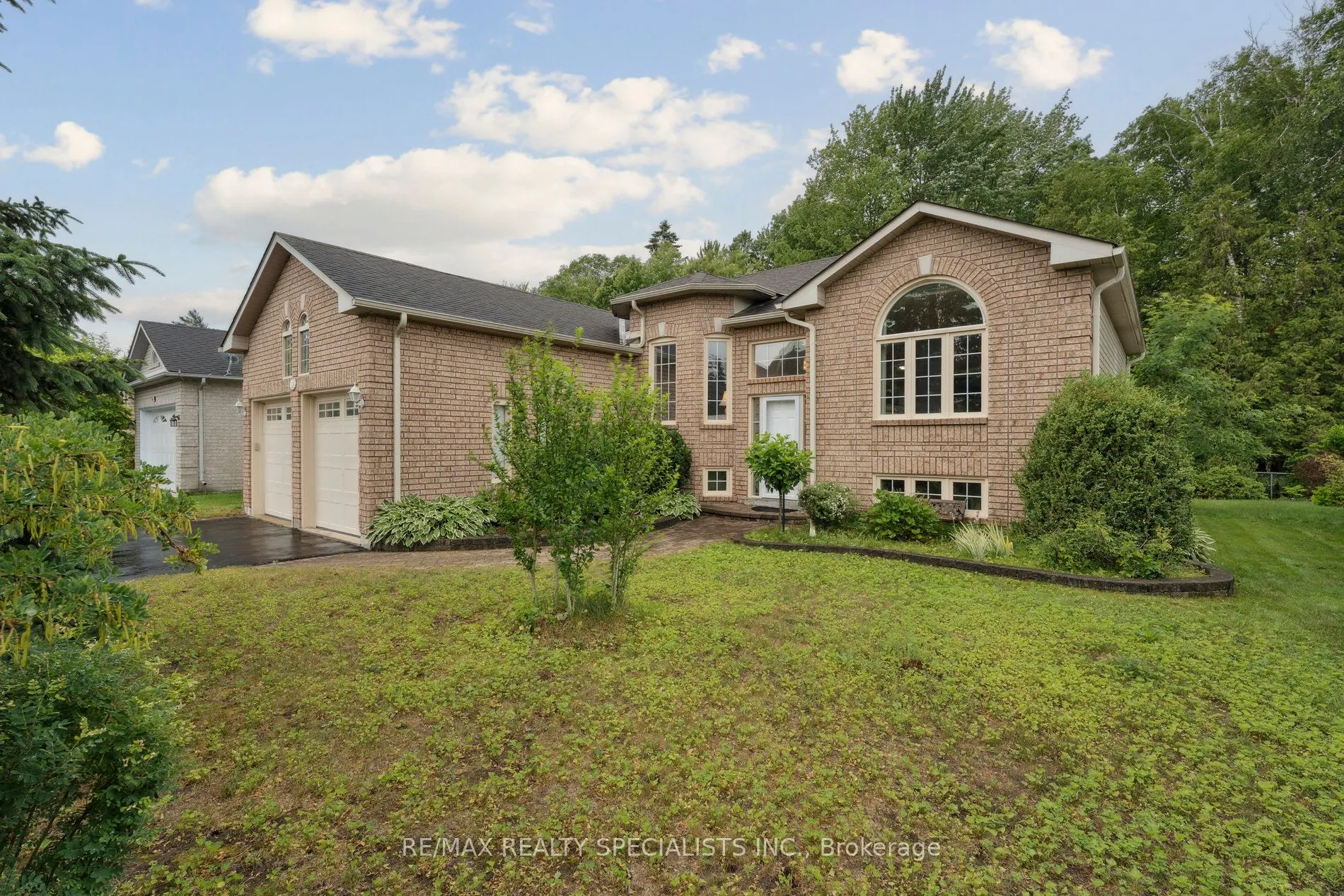 62 Silver Birch Avenue