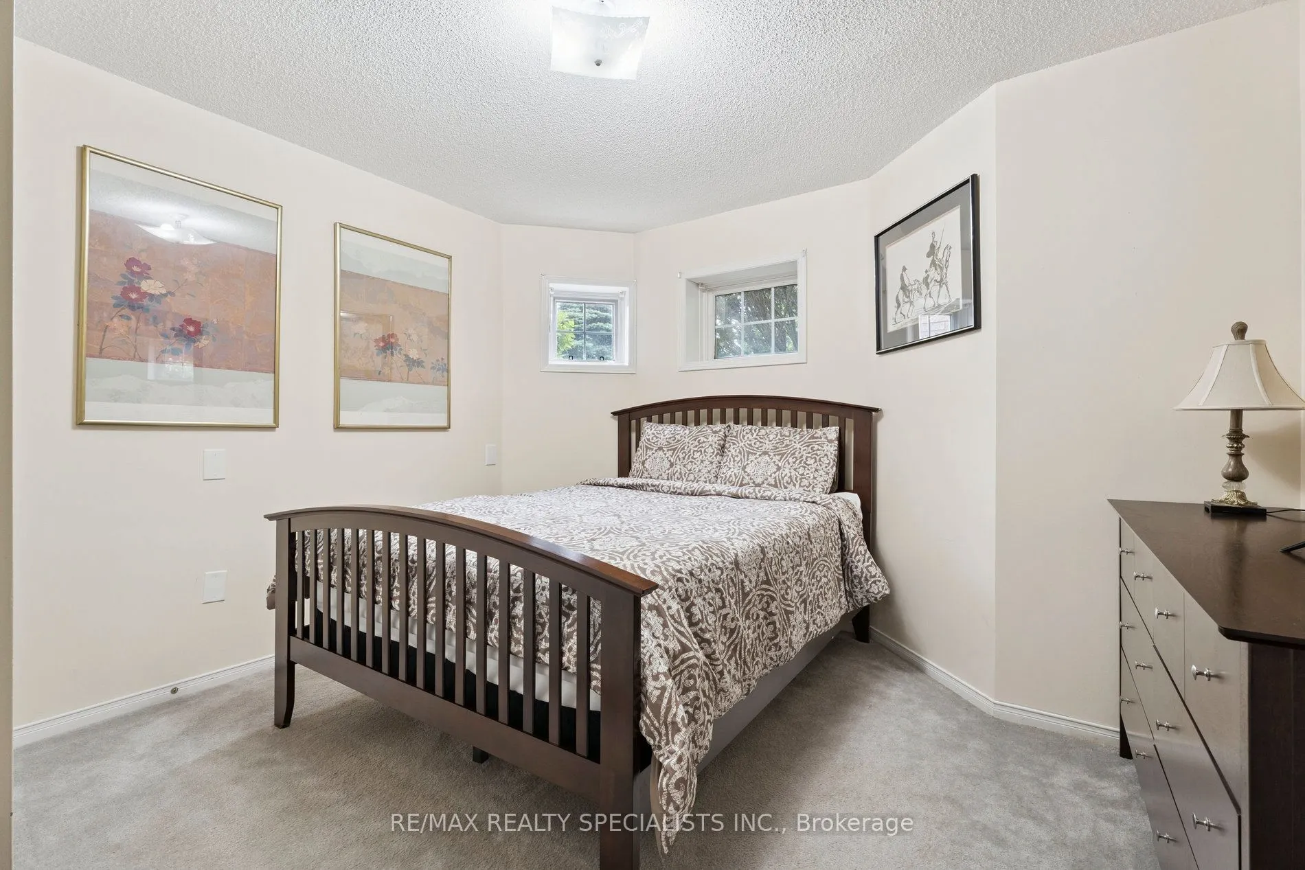 62 Silver Birch Avenue